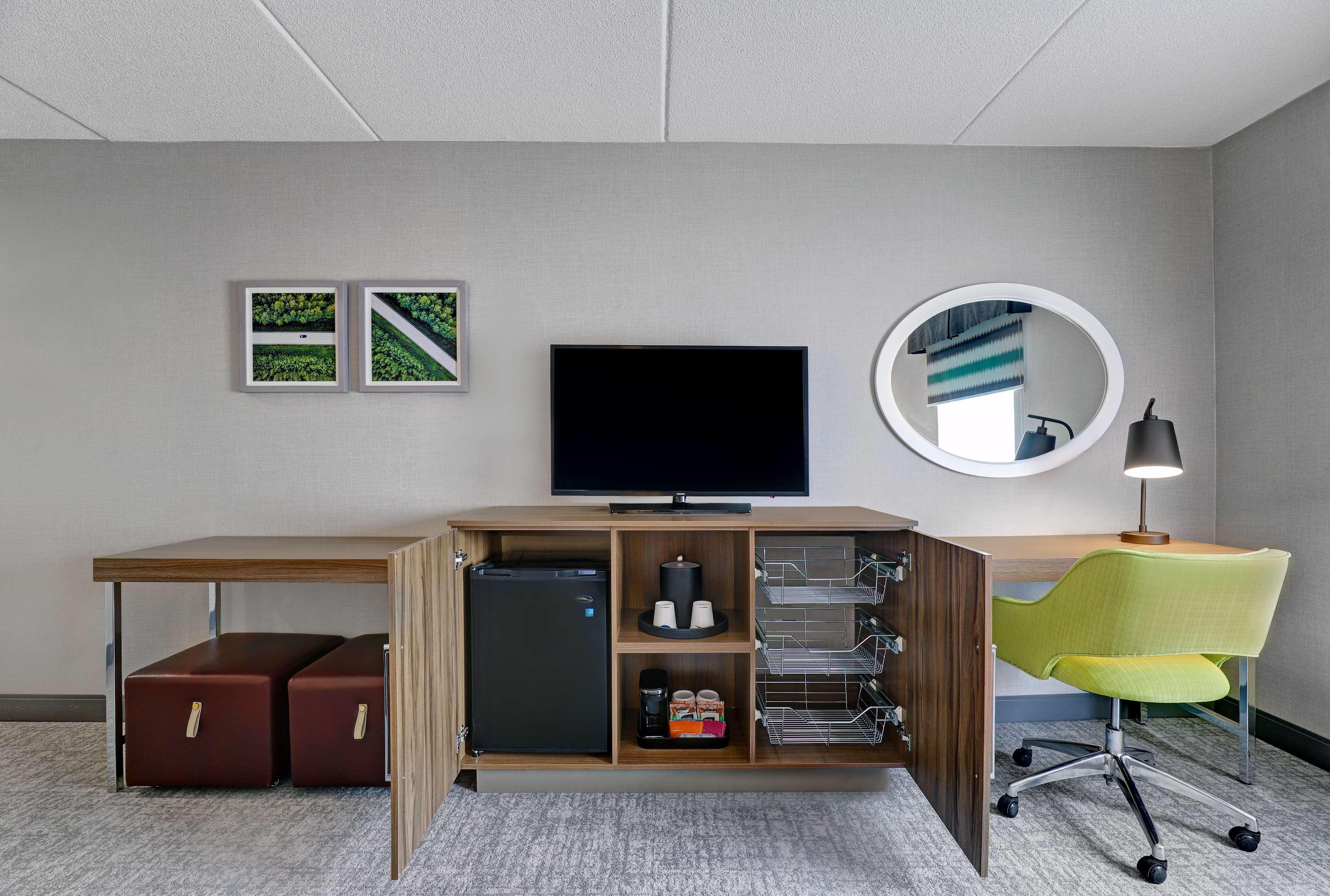 Room Accessible-two Queen Beds