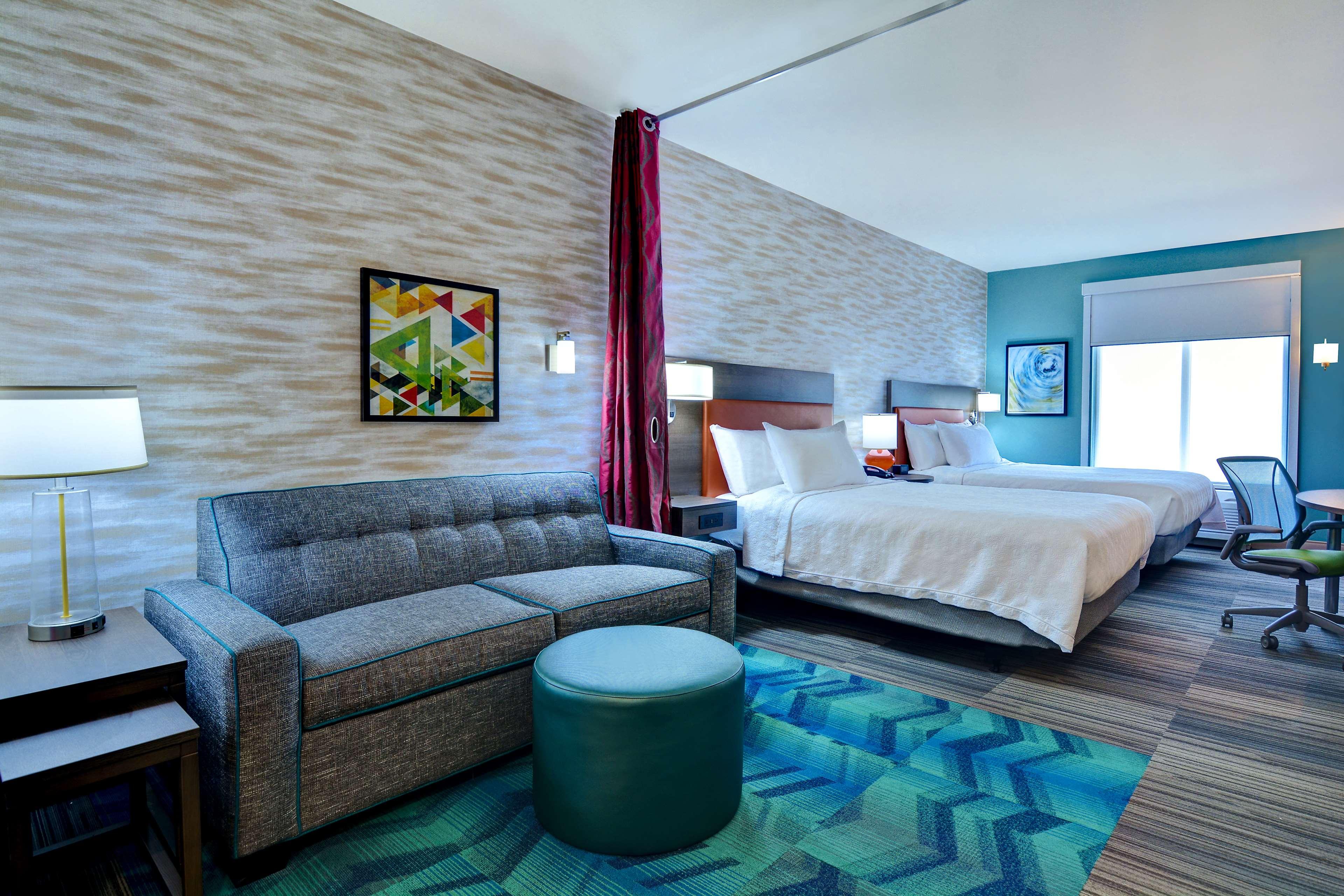 Studio Accessible-two Queen Beds