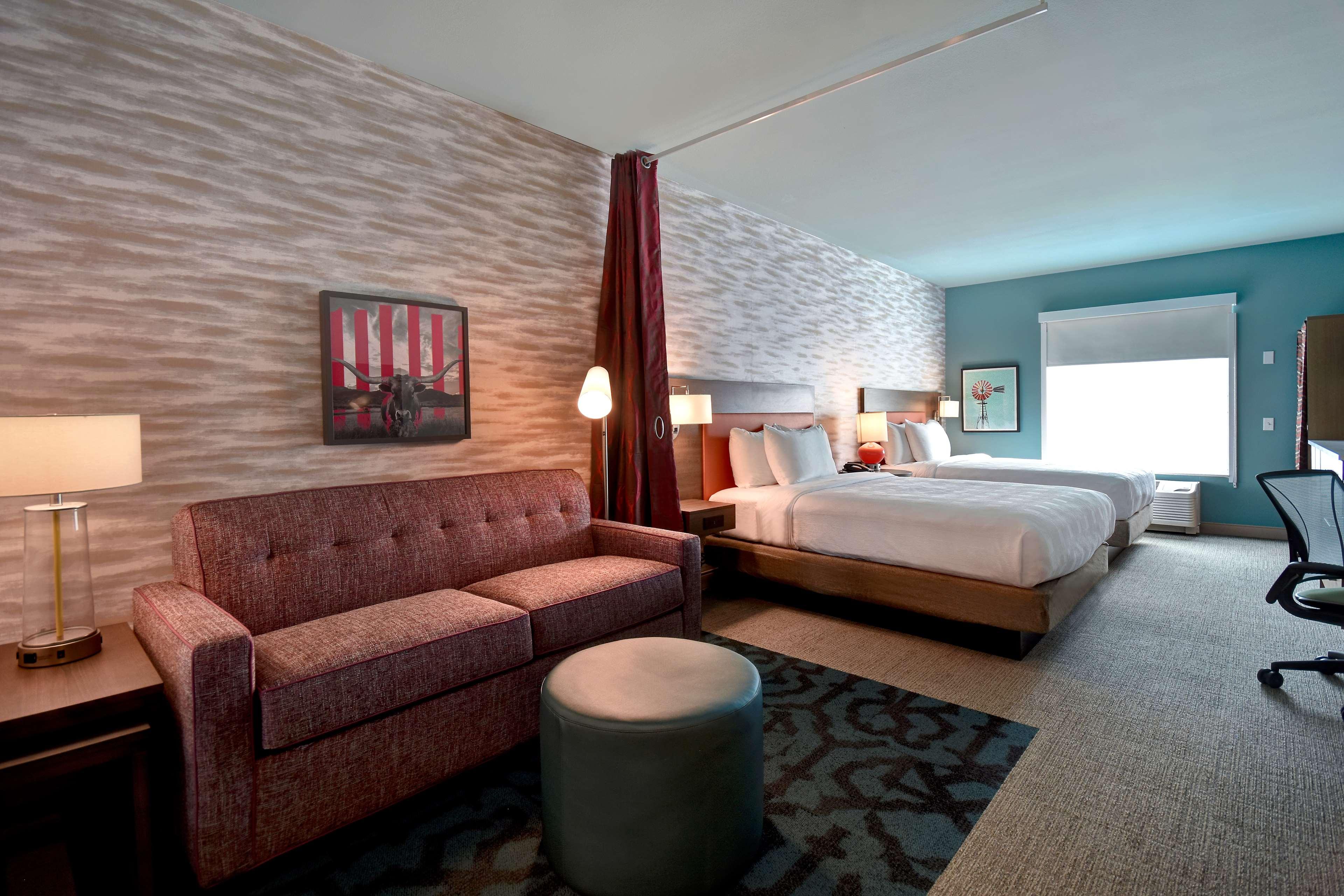 Studio Accessible-two Queen Beds