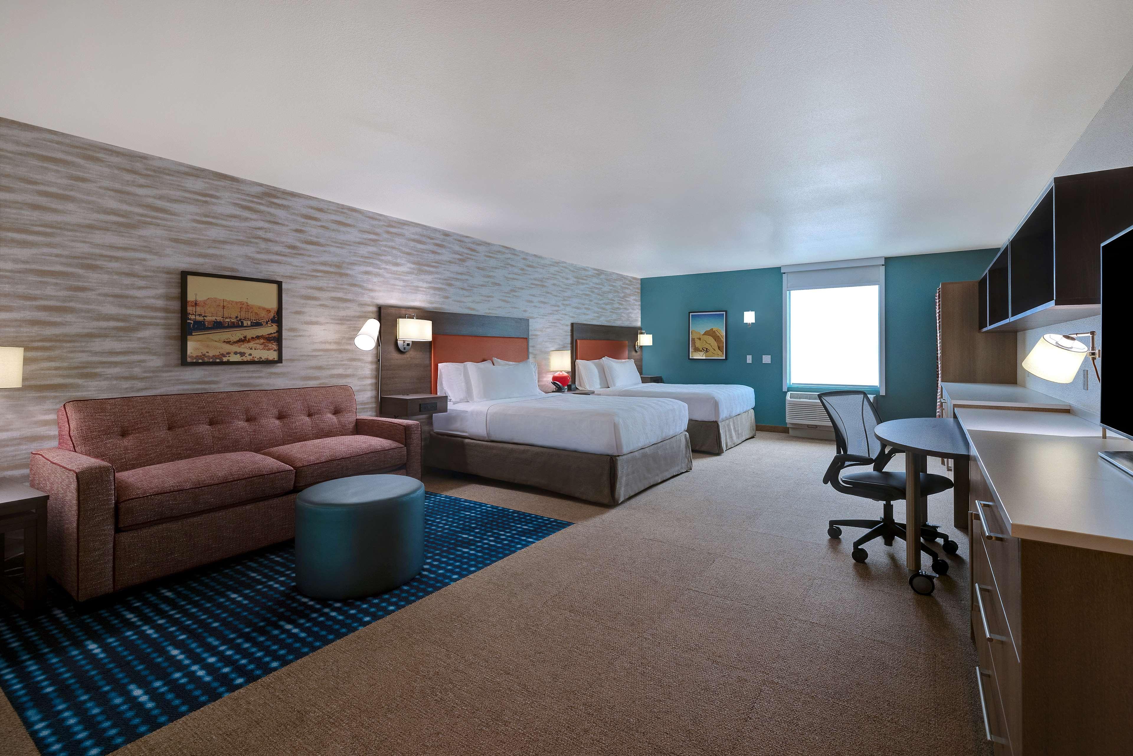 Studio Accessible-two Queen Beds