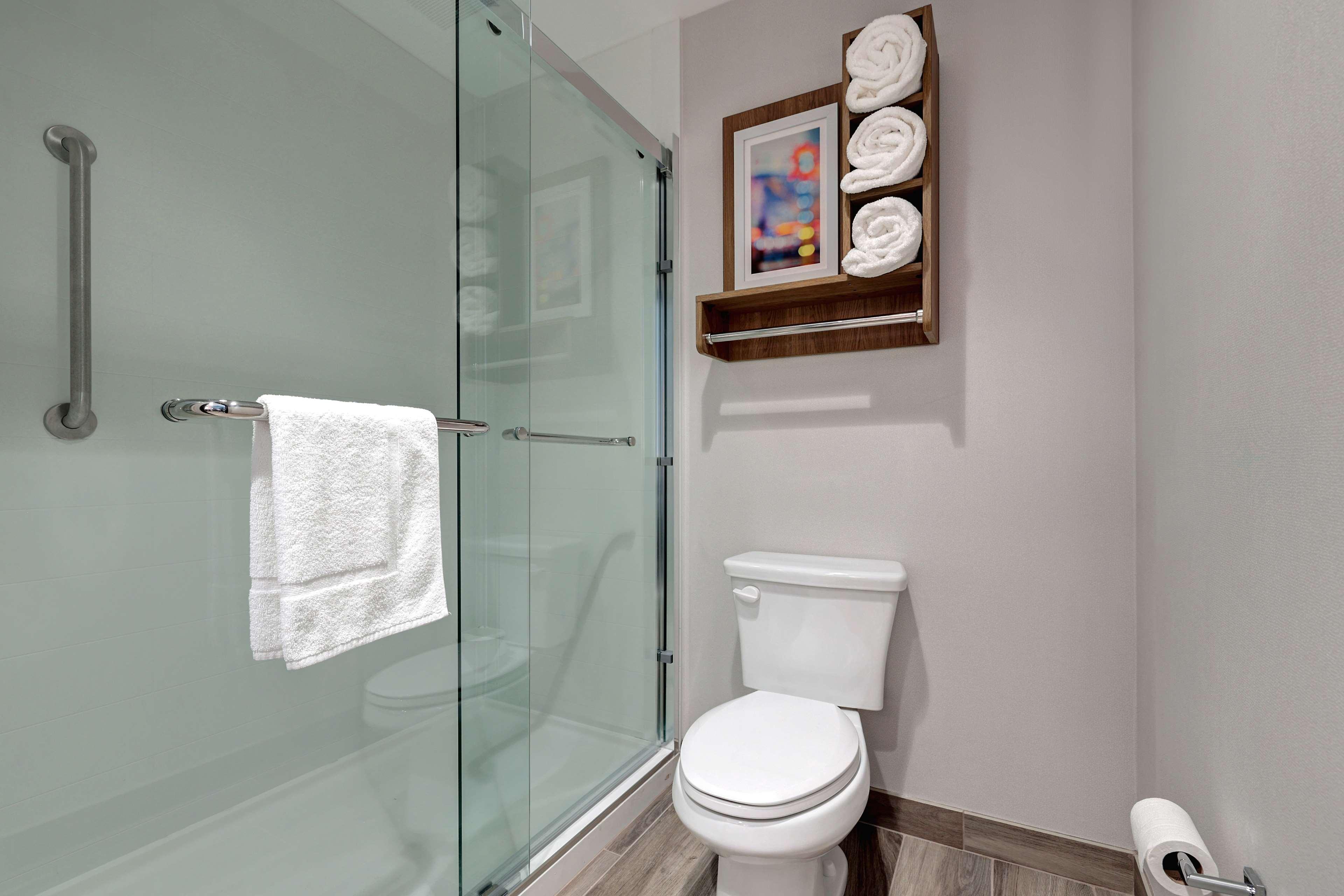 Studio King Size Bed