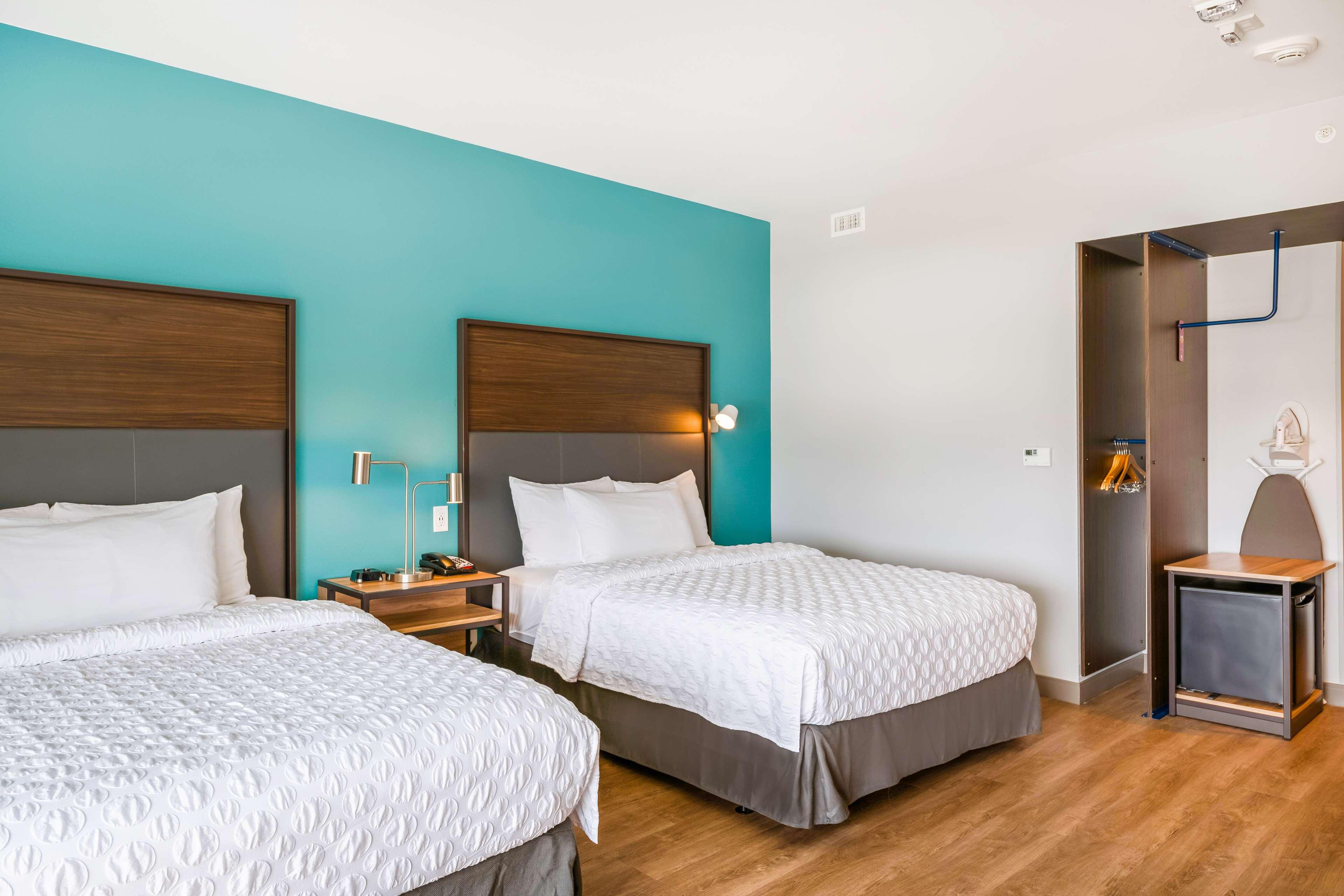 Room Accessible-two Queen Beds