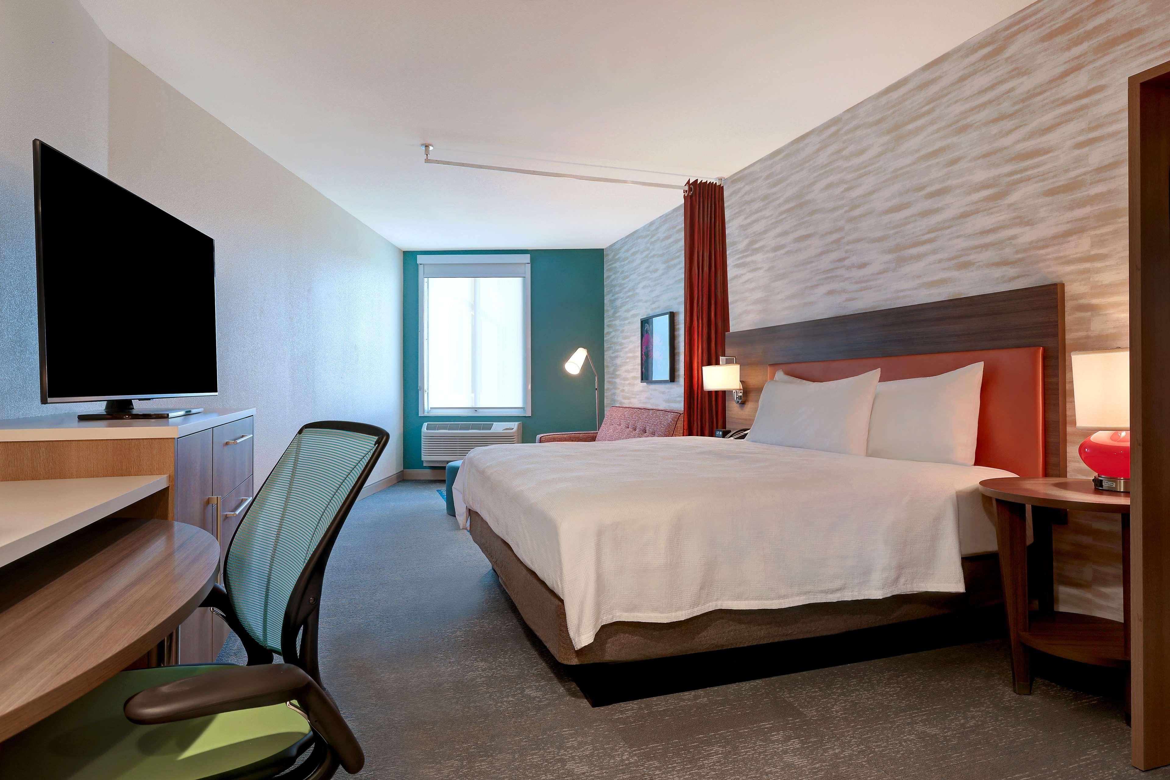 Studio King Size Bed