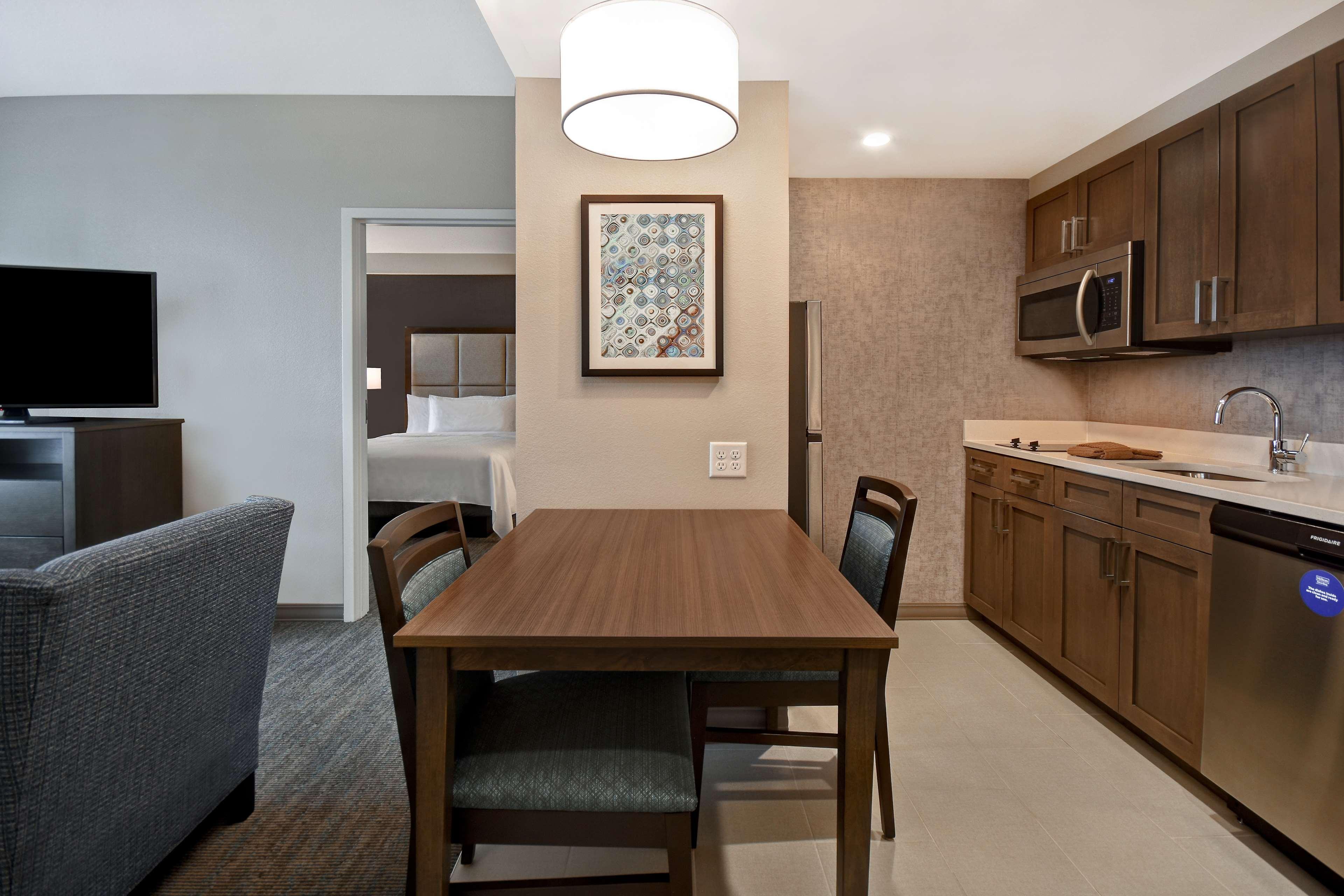 Suite Two Queen Beds