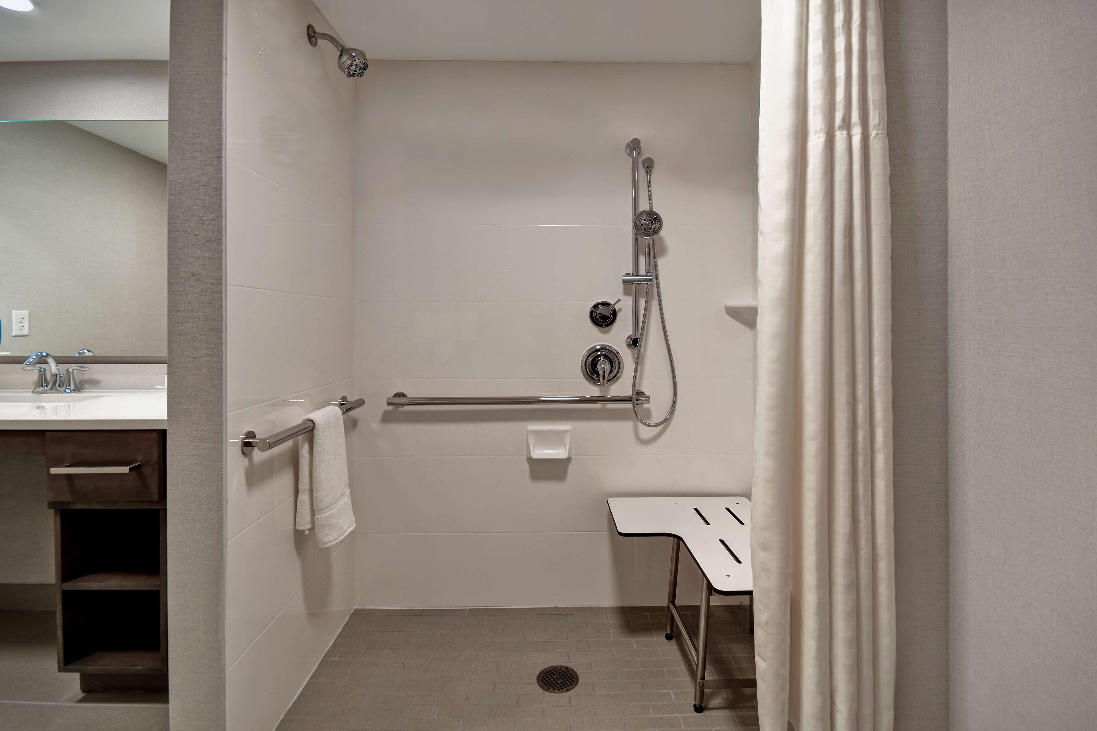 Suite Two Queen Beds