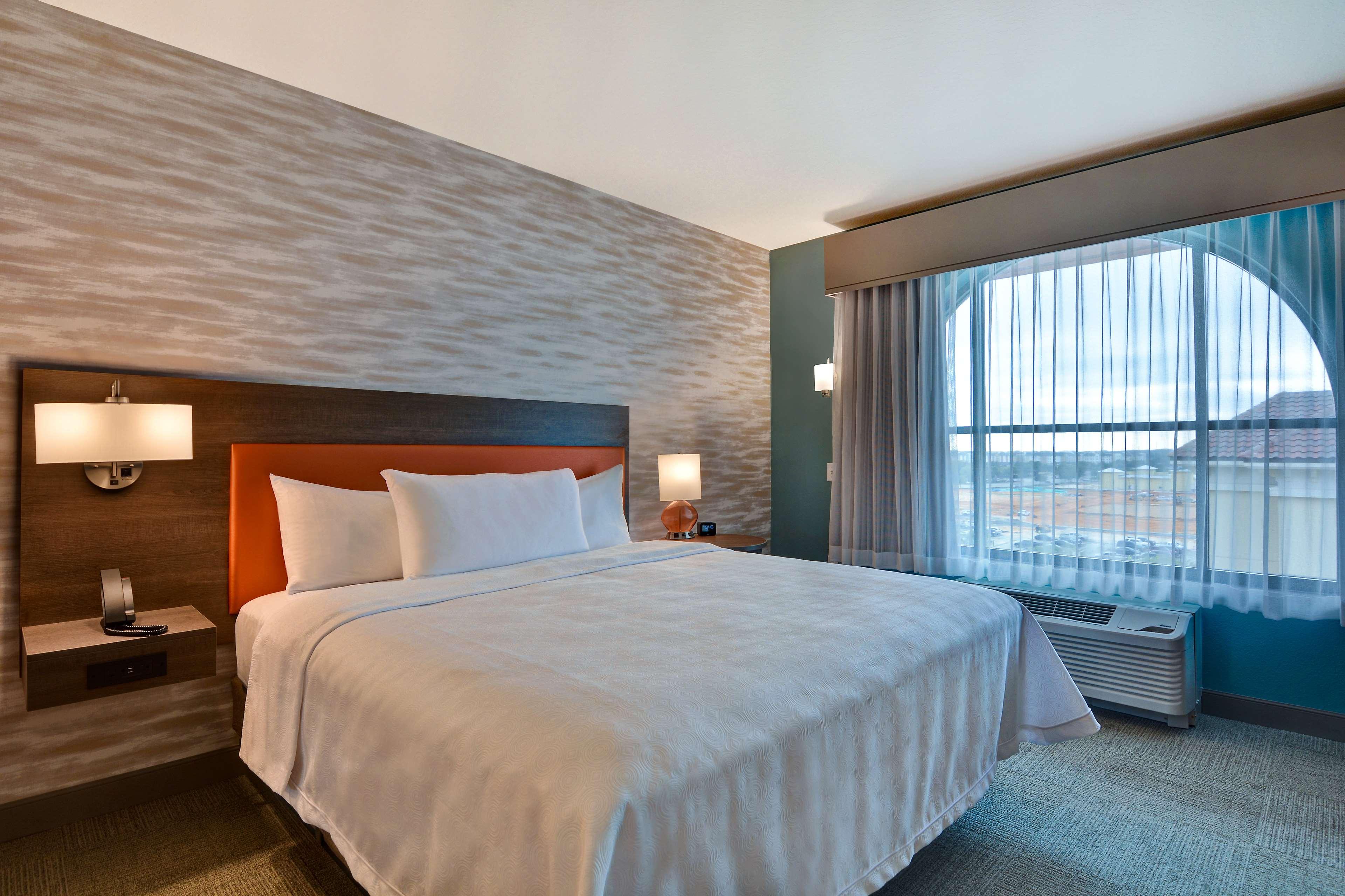 Studio King Size Bed