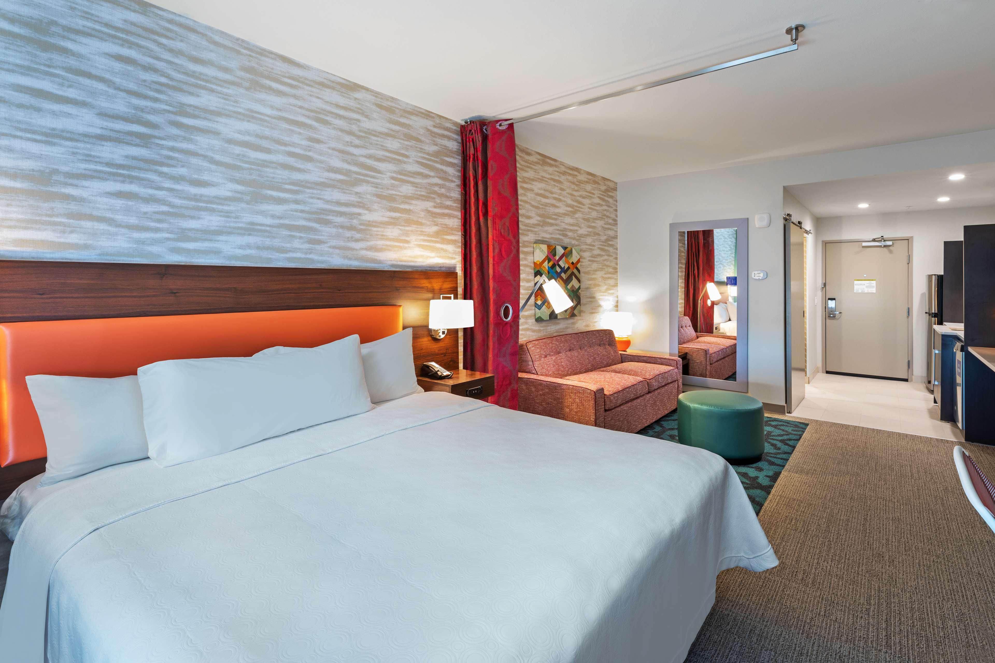 Studio King Size Bed