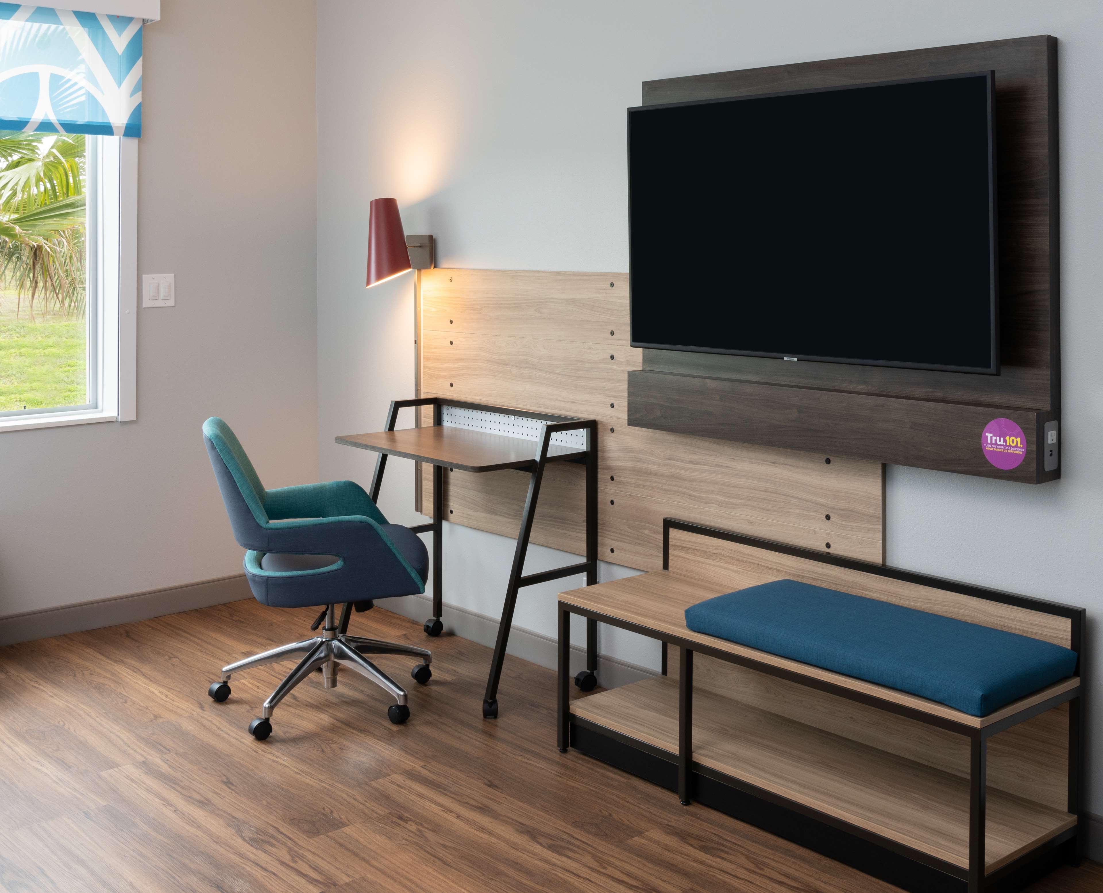 Room Accessible-two Queen Beds