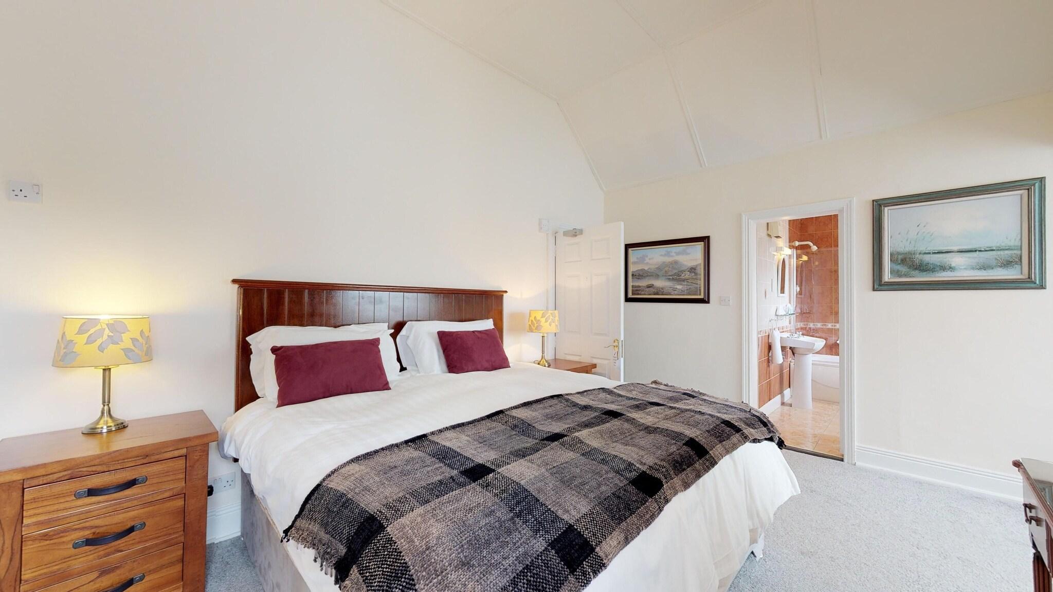 Family Room King Size Bed