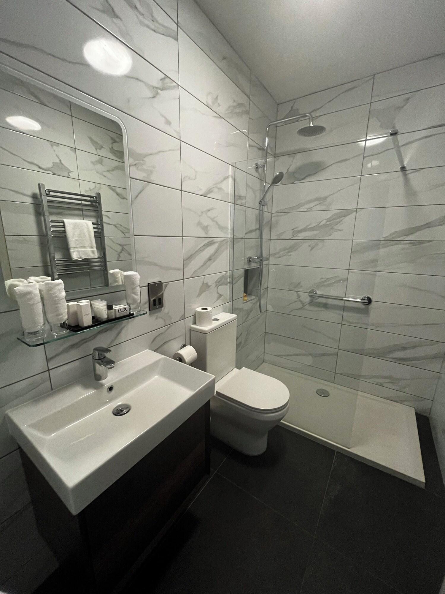 Double or Twin King Size Bed