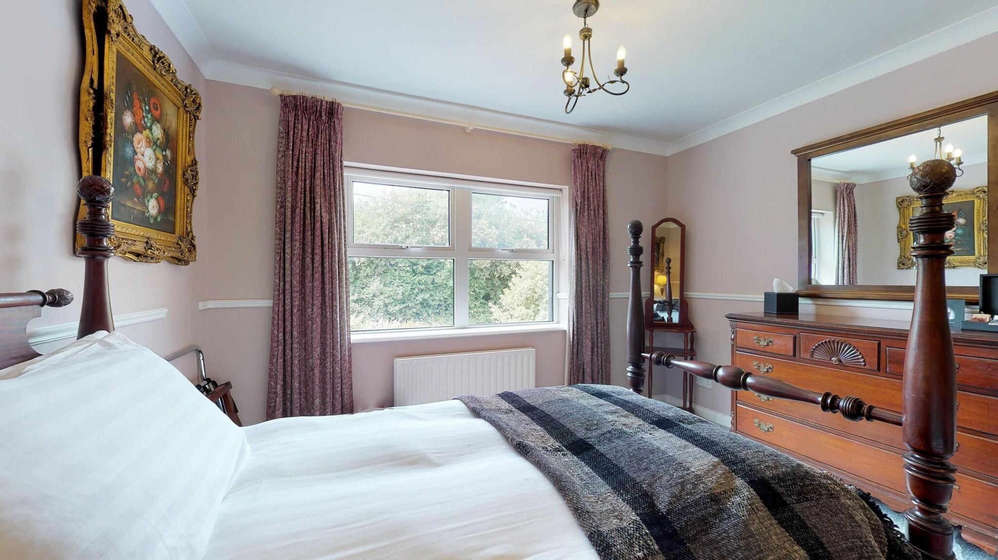 Double or Twin King Size Bed