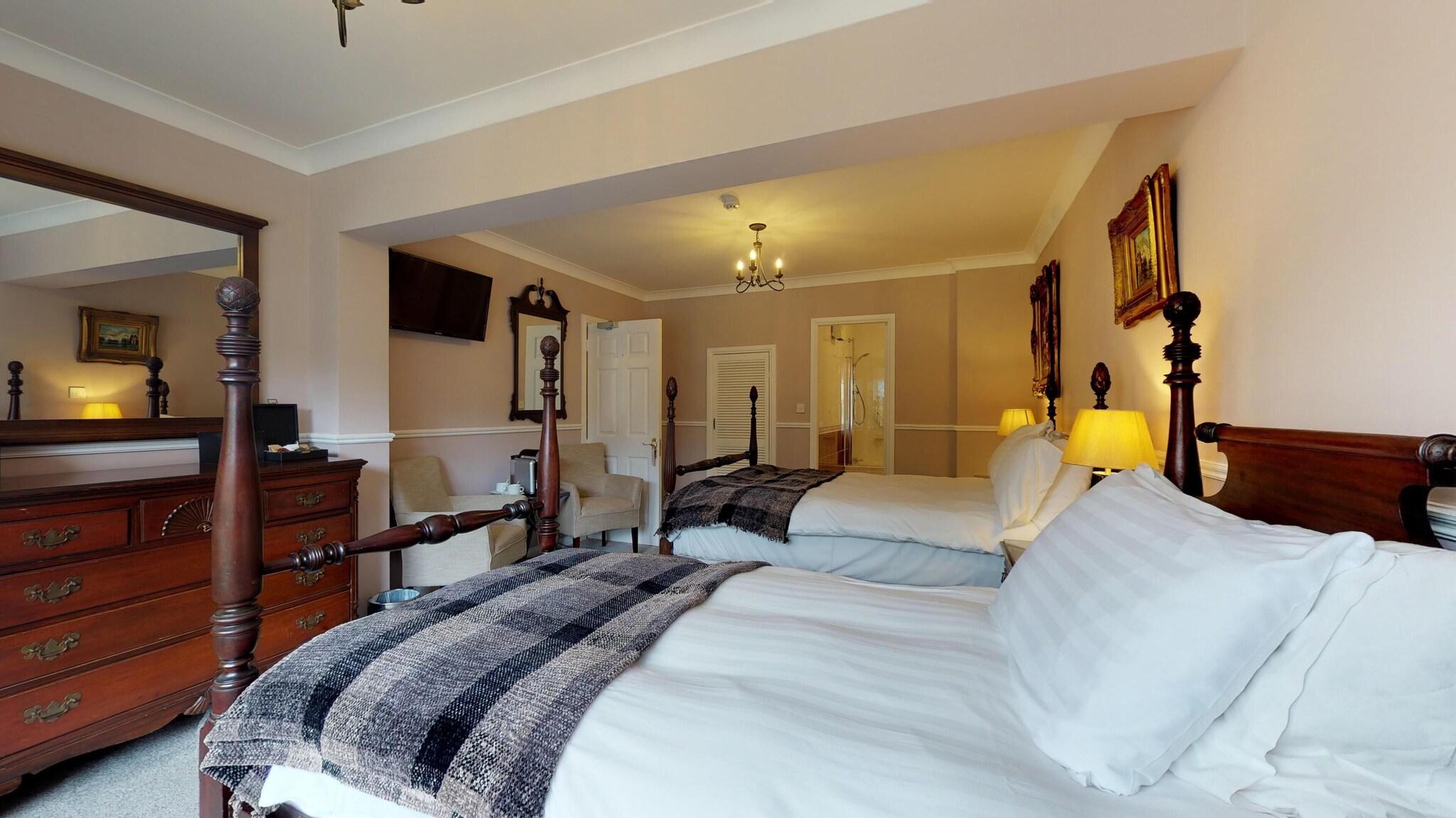 Double or Twin King Size Bed