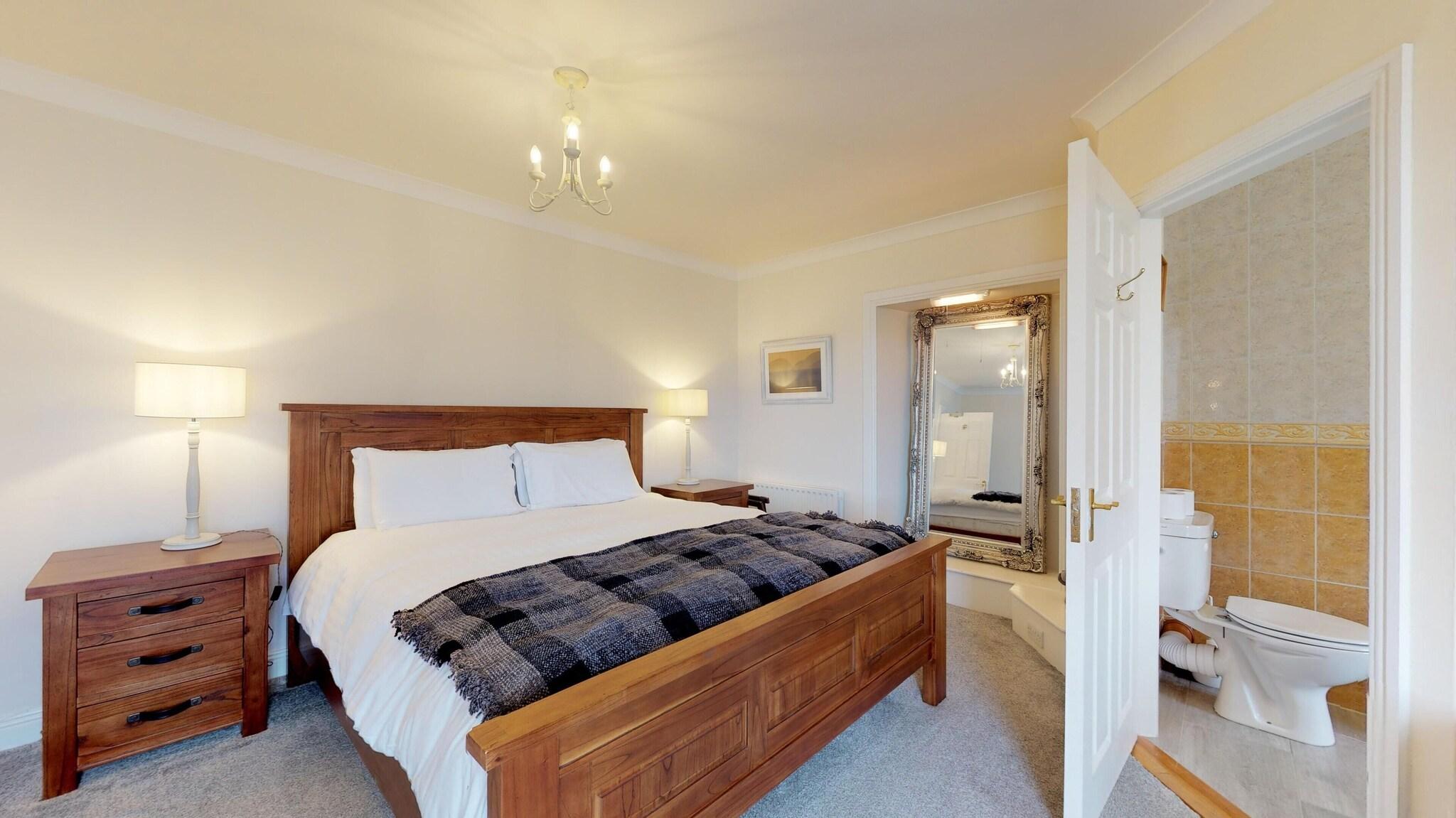 Family Room King Size Bed