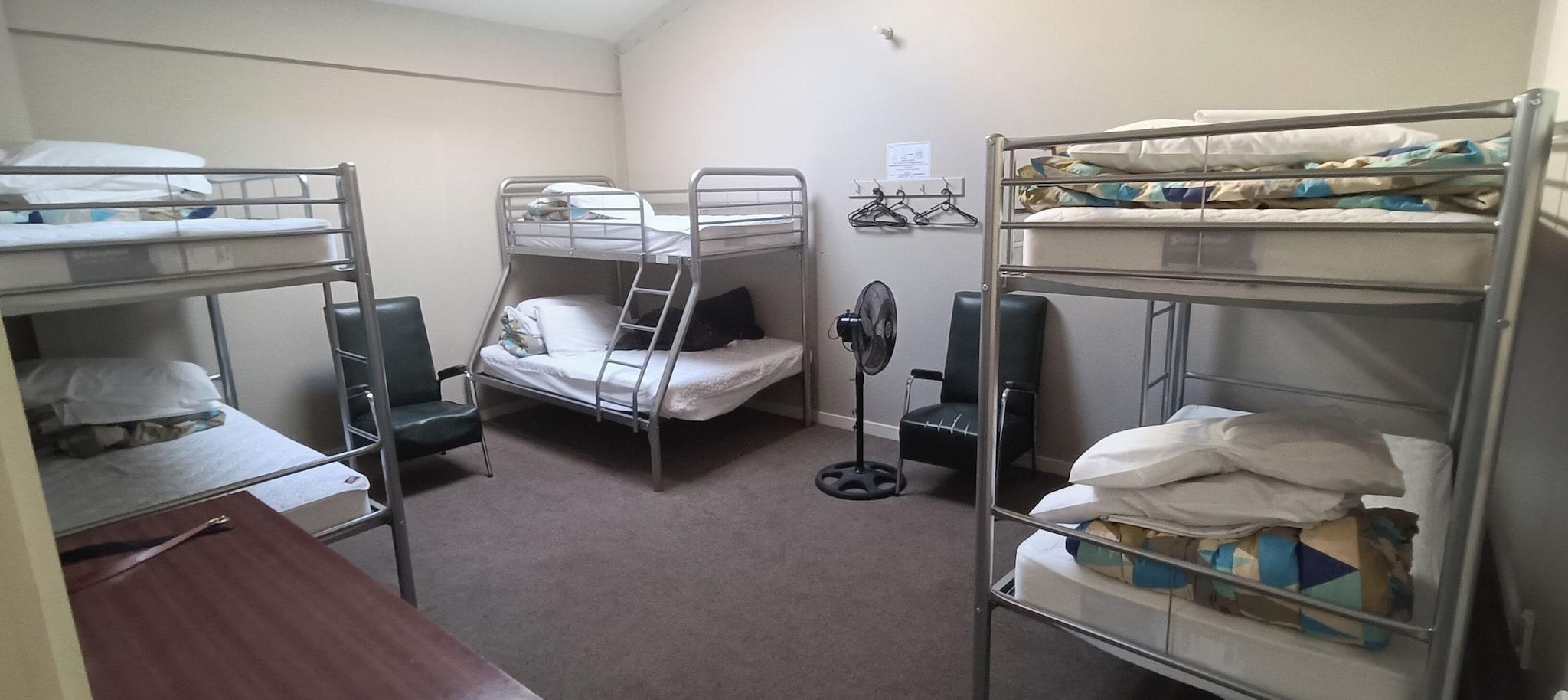 Bed in Dormitory Bunk Bed