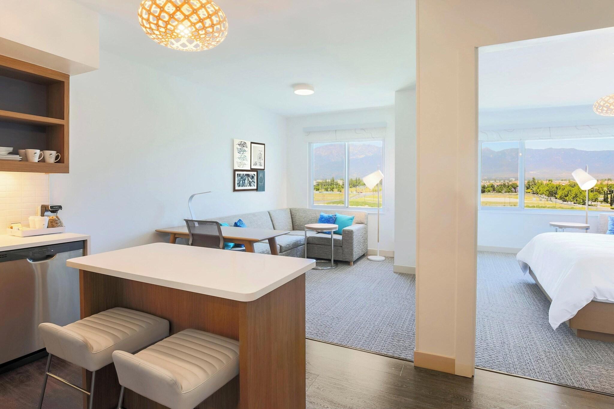 Suite King Bed One Bedroom 