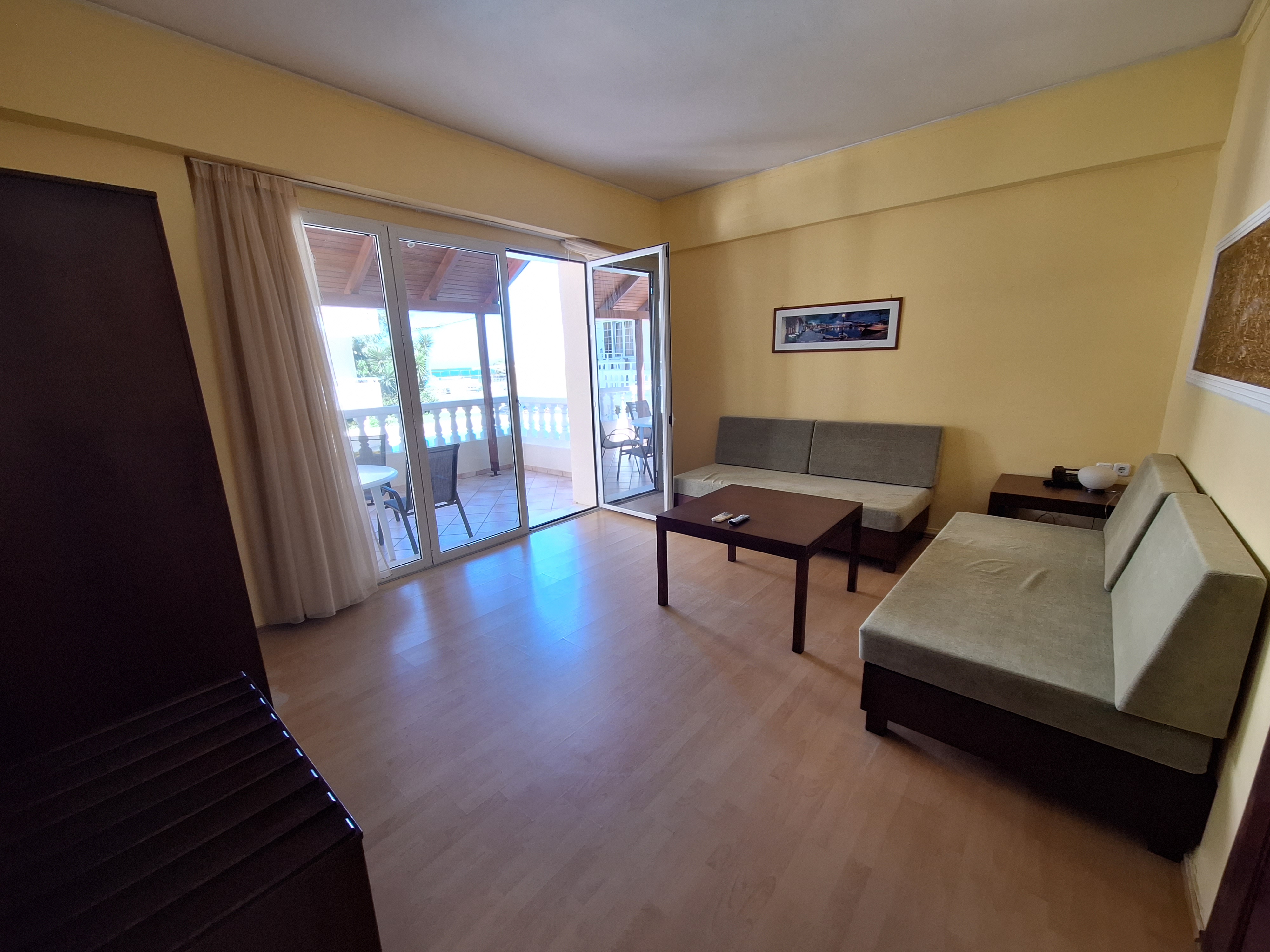 Apartment Two Bedrooms One Bathroom