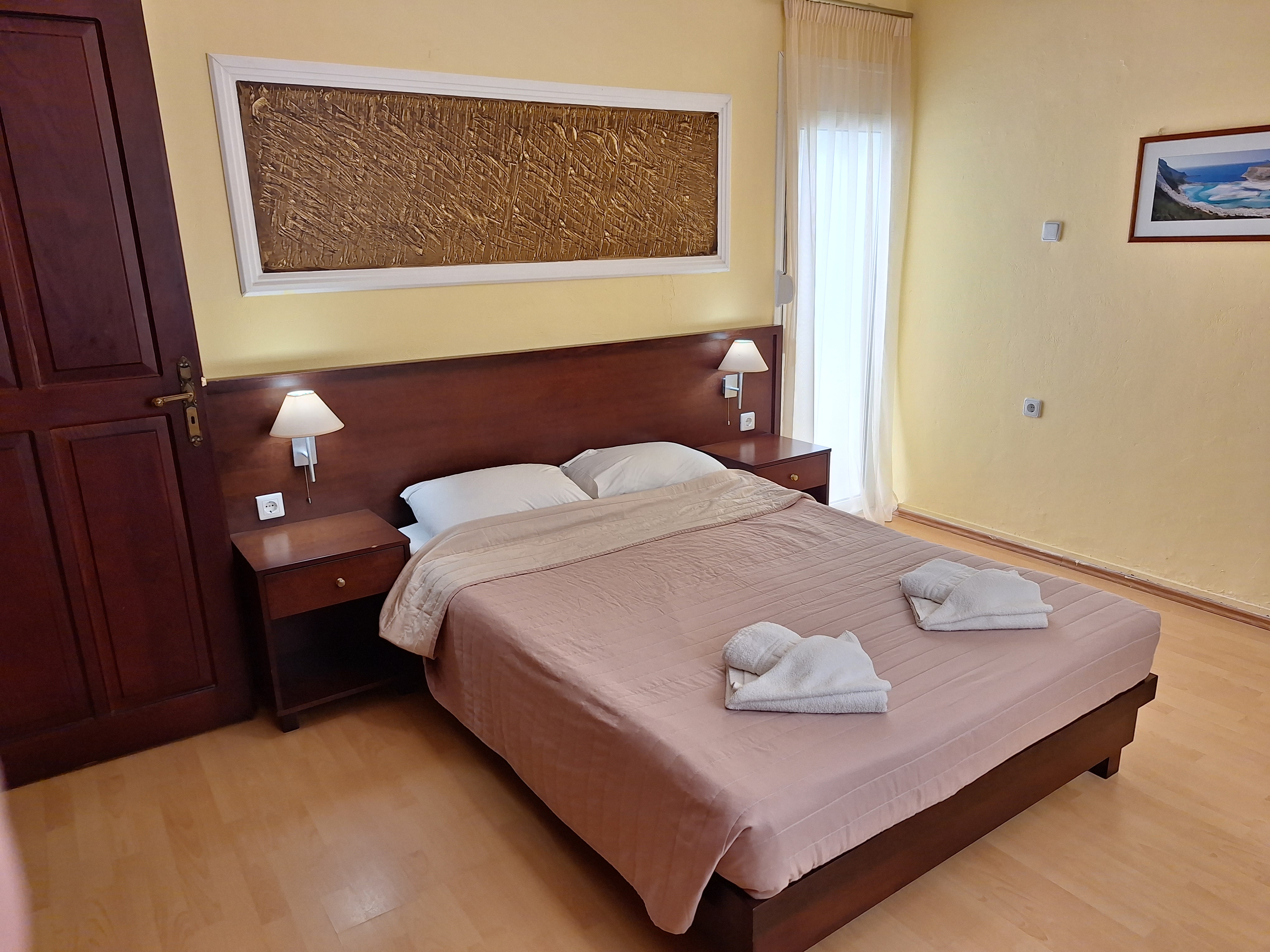 Apartment Two Bedrooms One Bathroom