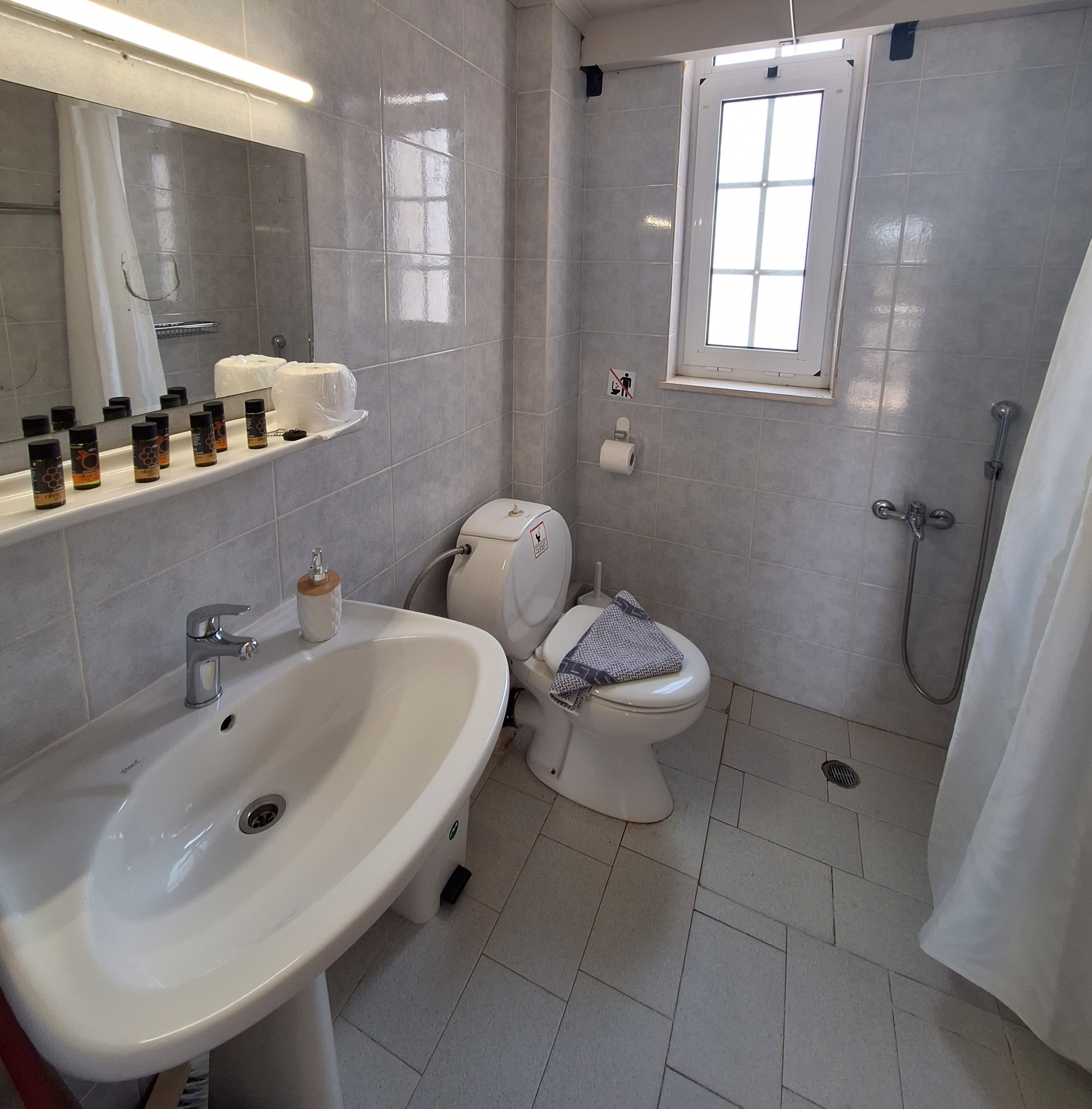 Apartment One Bedroom One Bathroom