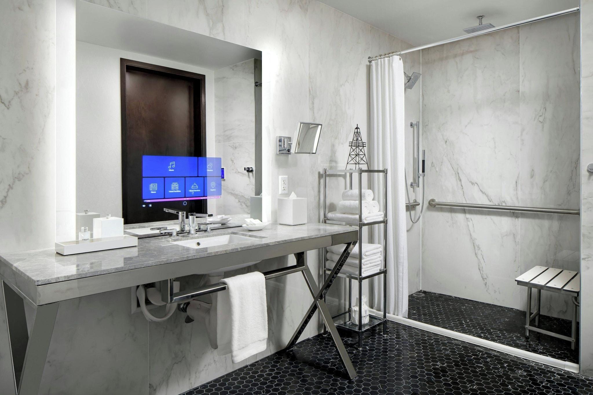 Double Accessible