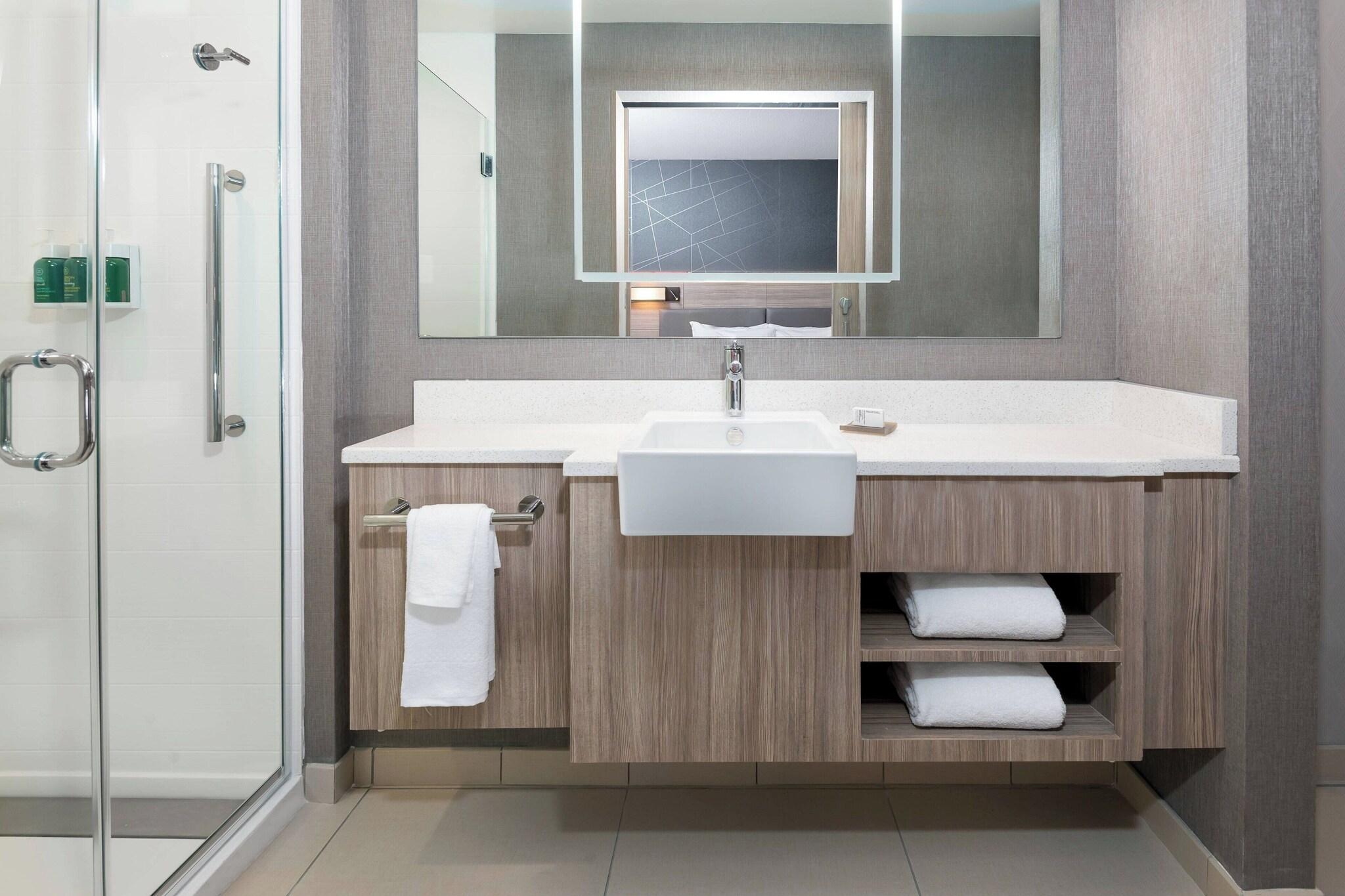 Suite Two Queen Beds