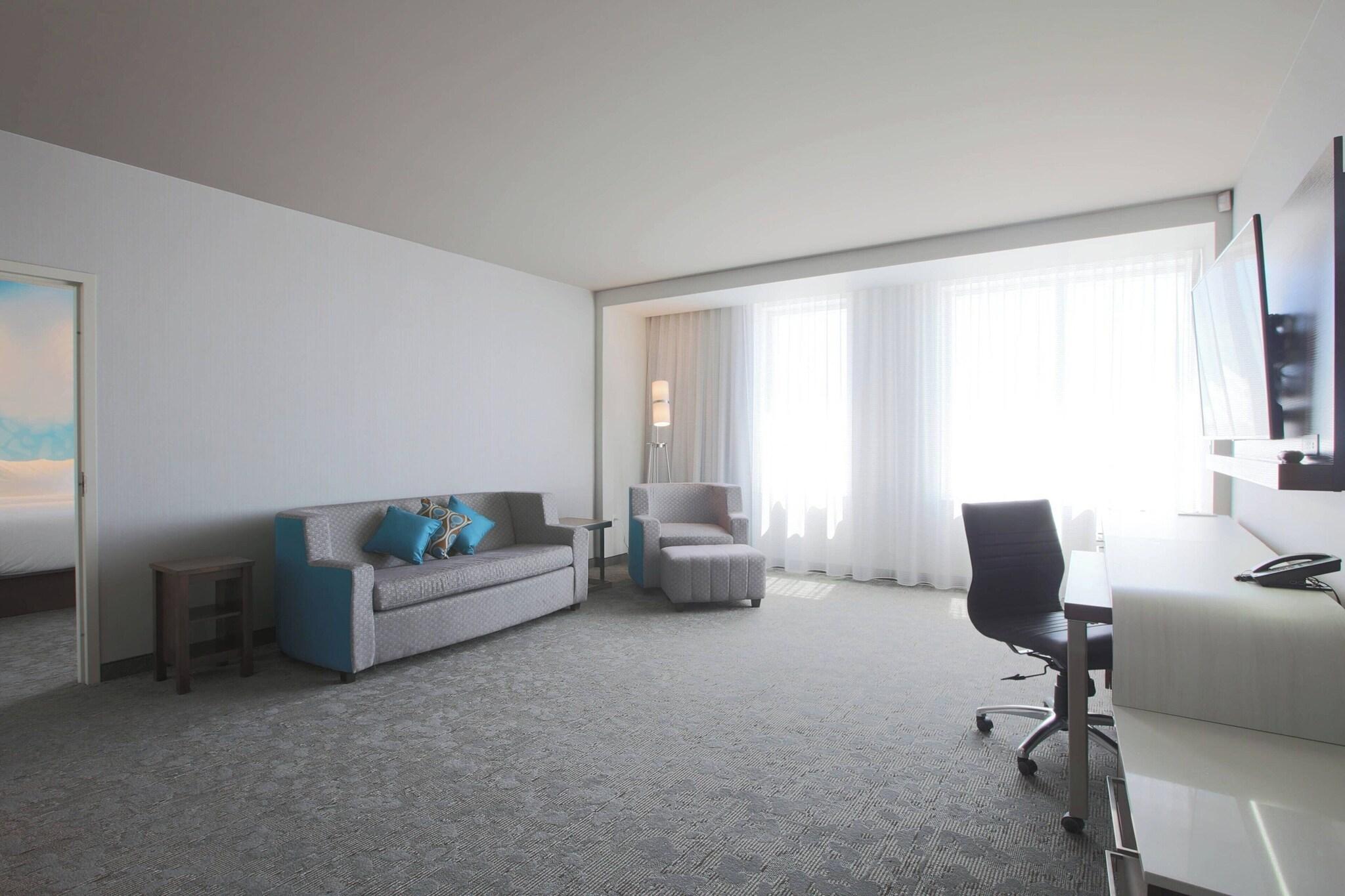 Suite Two Queen Beds One Bedroom