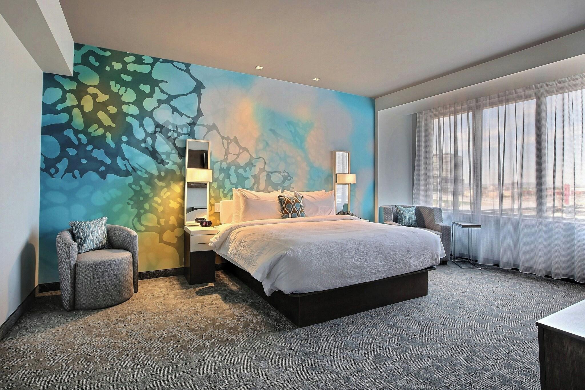 Suite King Bed One Bedroom 