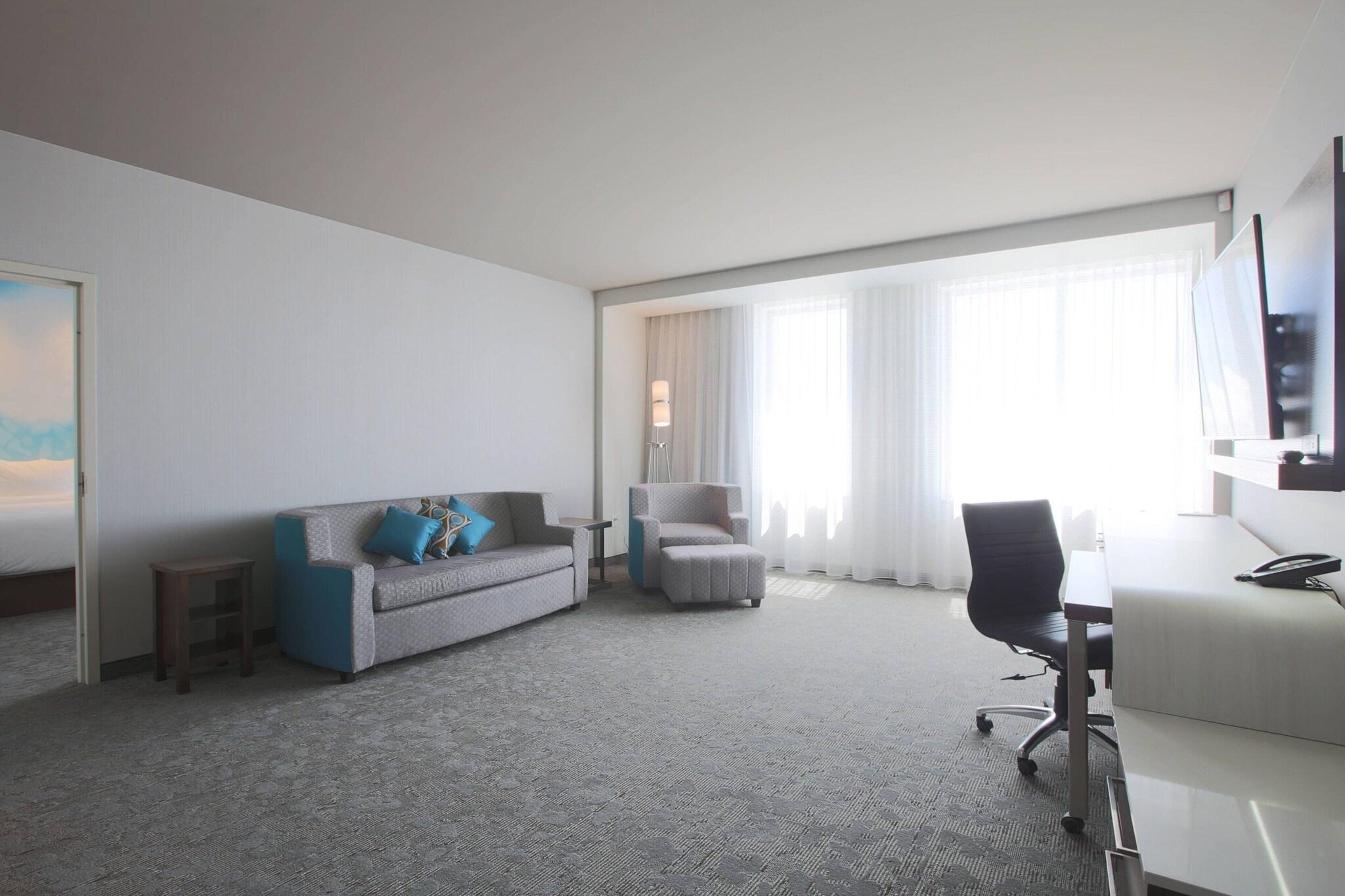 Suite Two Queen Beds One Bedroom