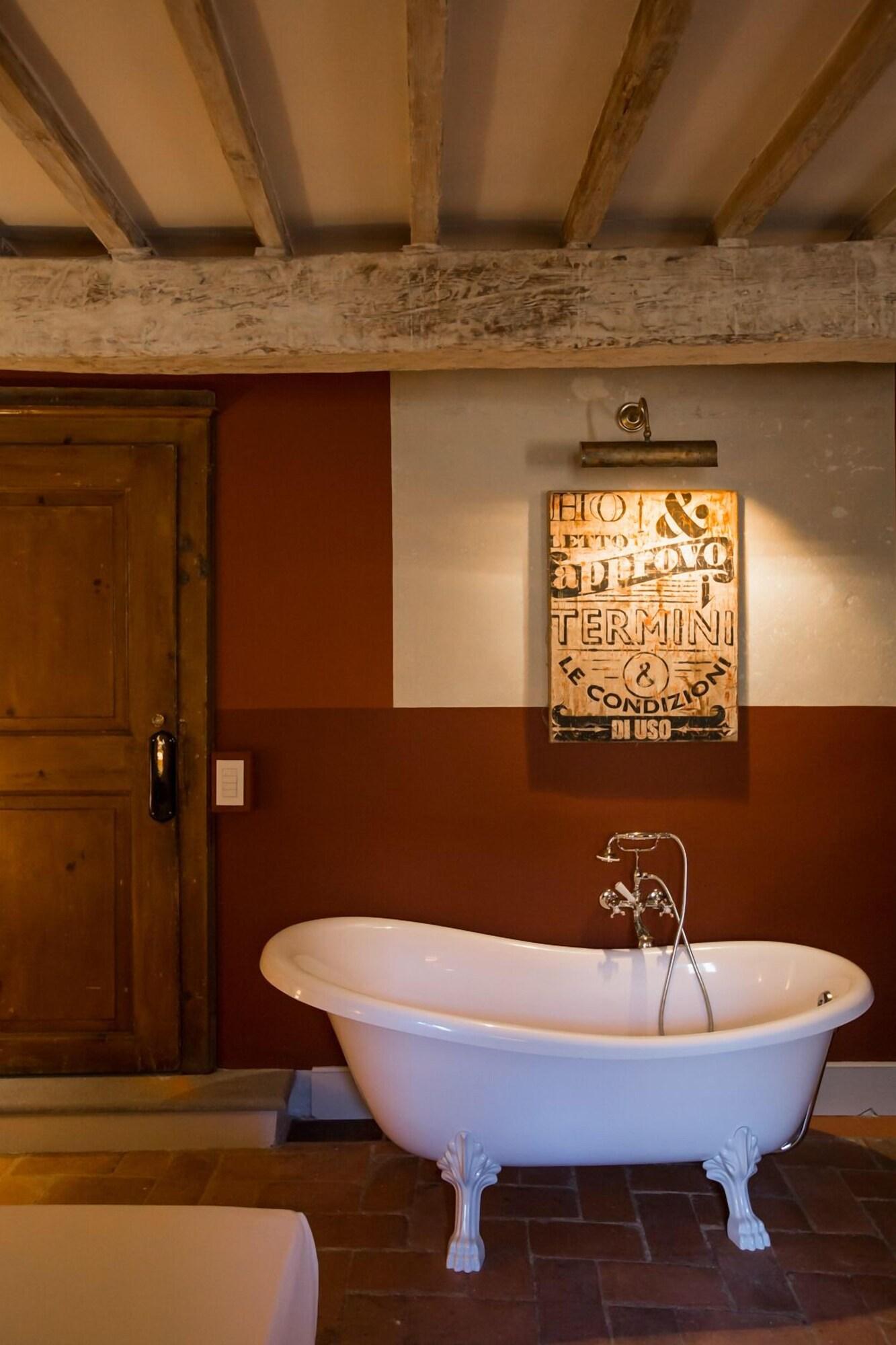 Double Deluxe King Bed