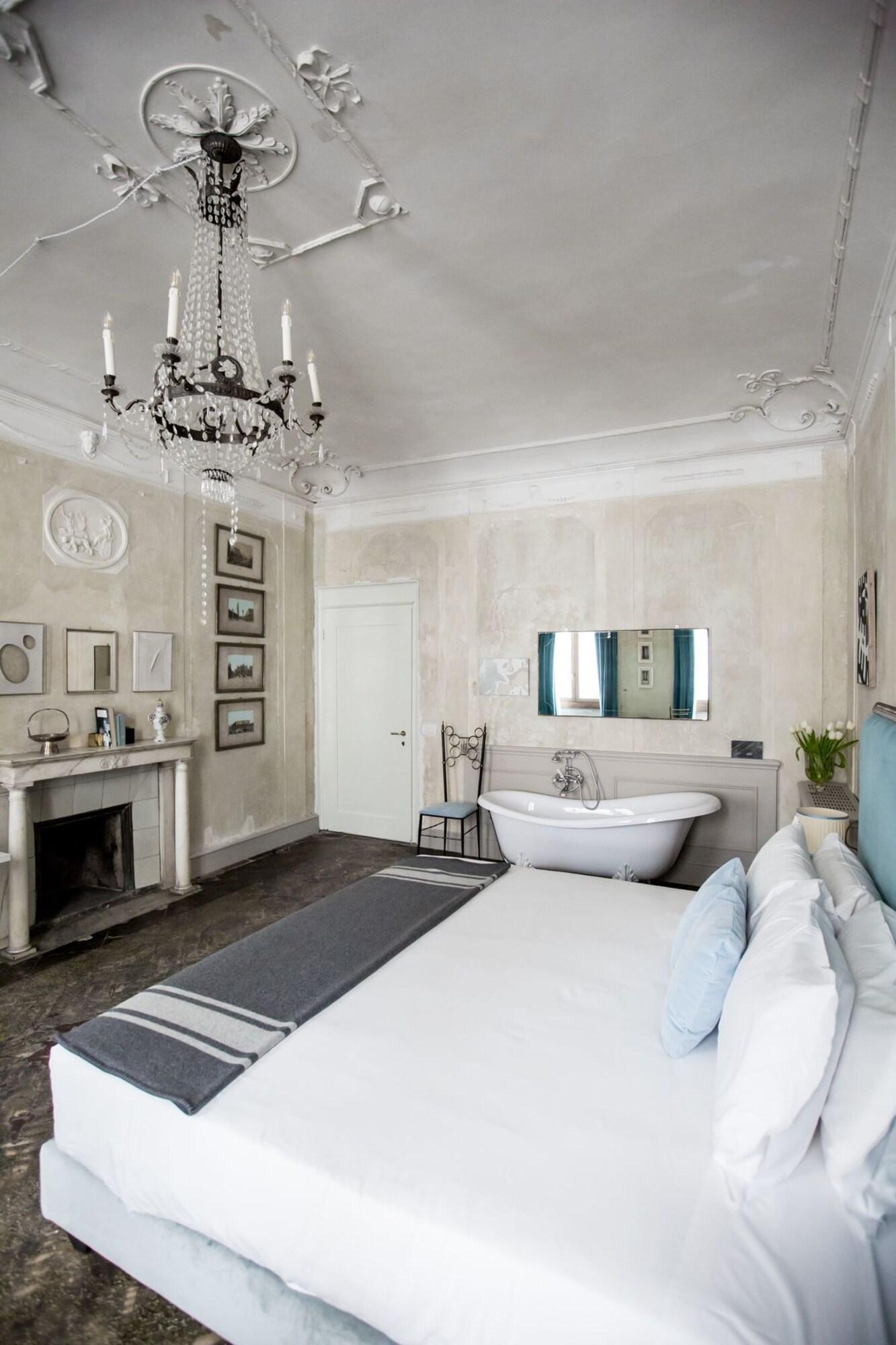 Double King Size Bed