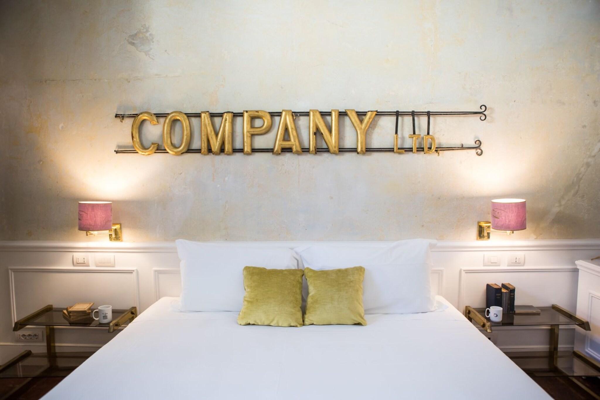 Double Superior King Bed