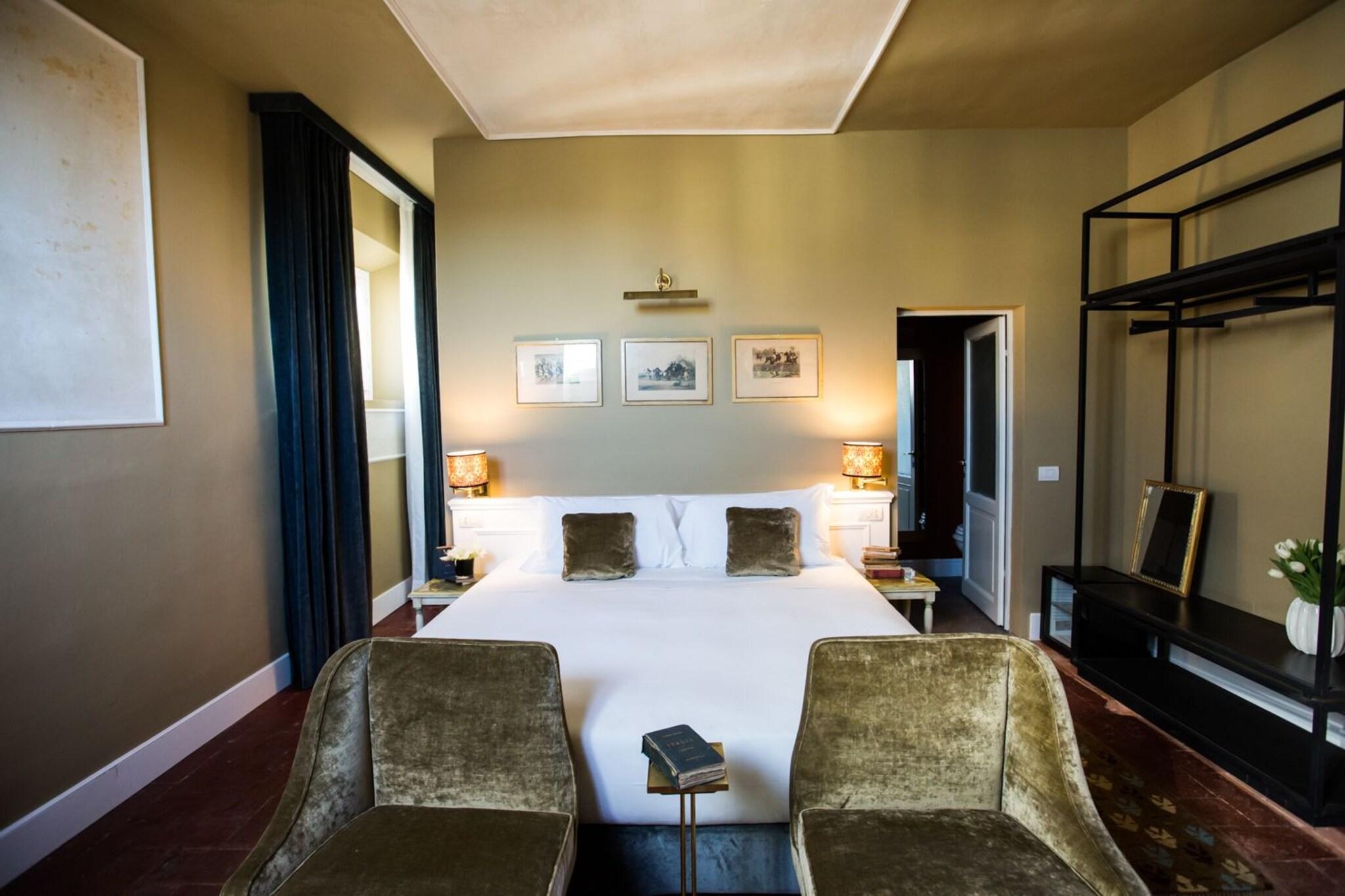 Double Superior King Bed