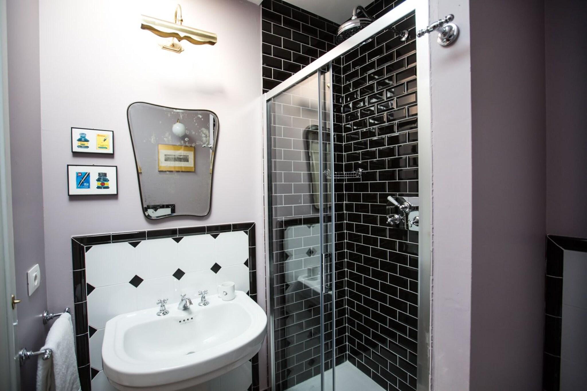 Double Superior King Bed