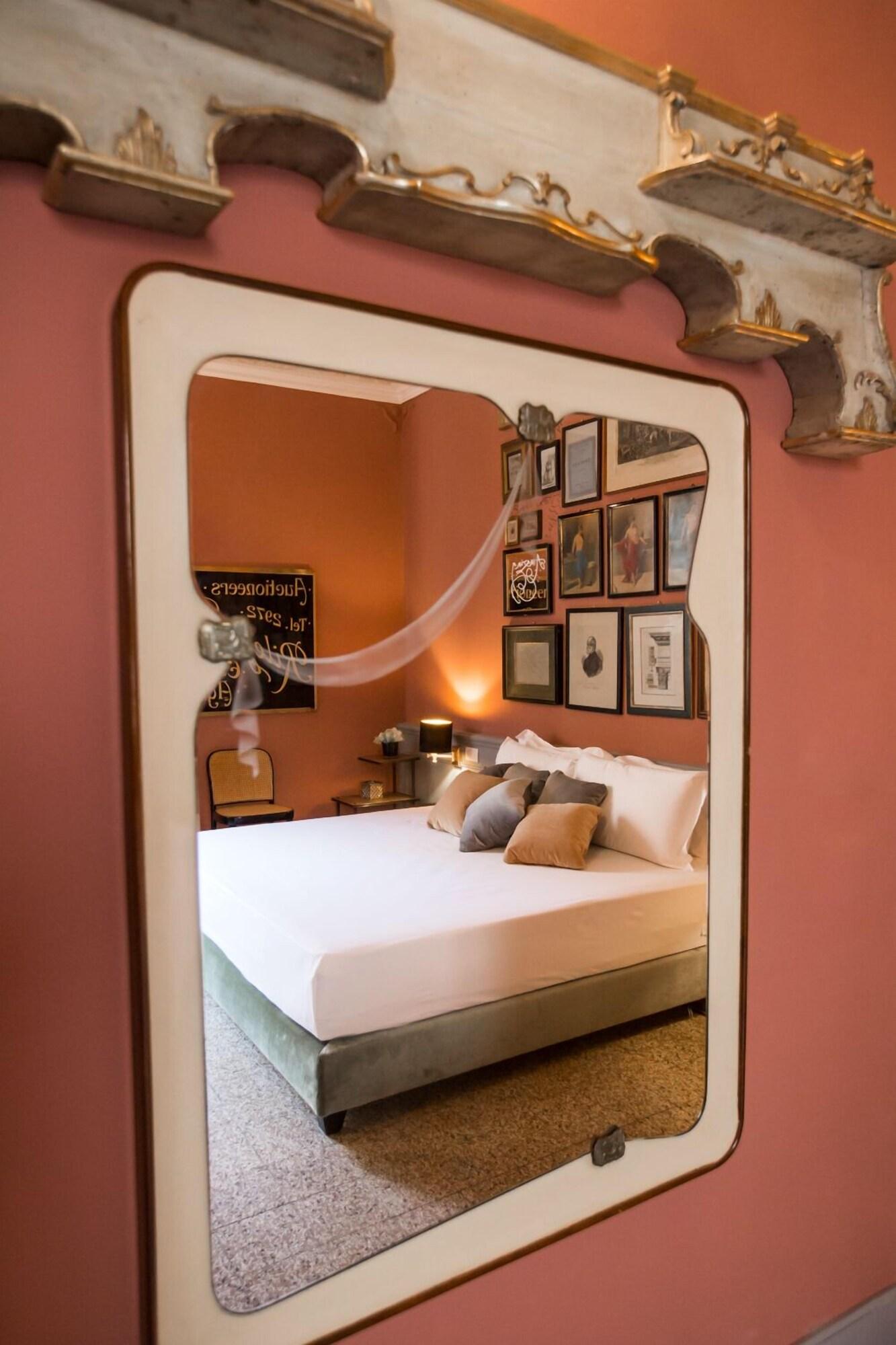 Double Superior King Bed