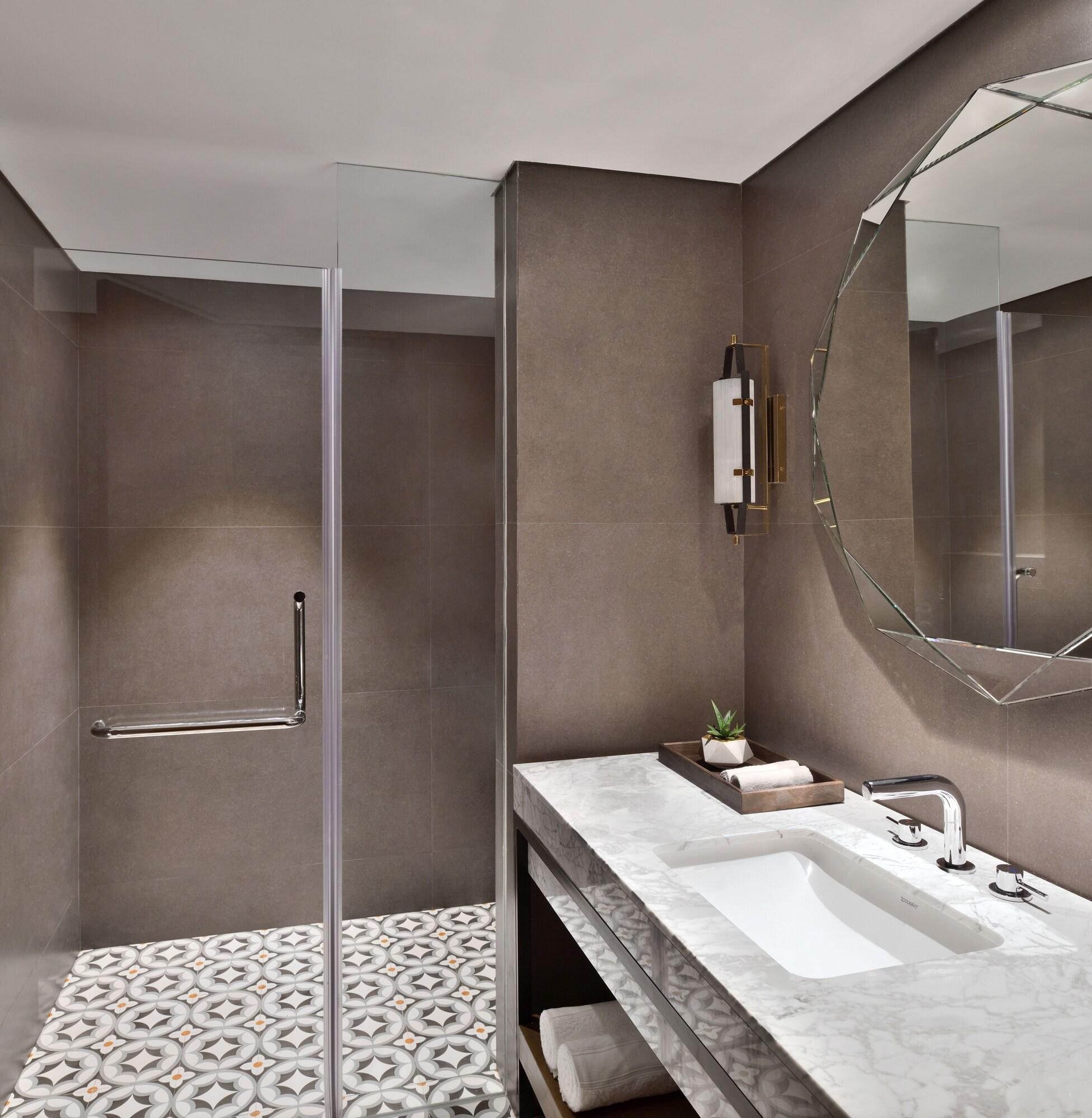 Double Executive King Bed