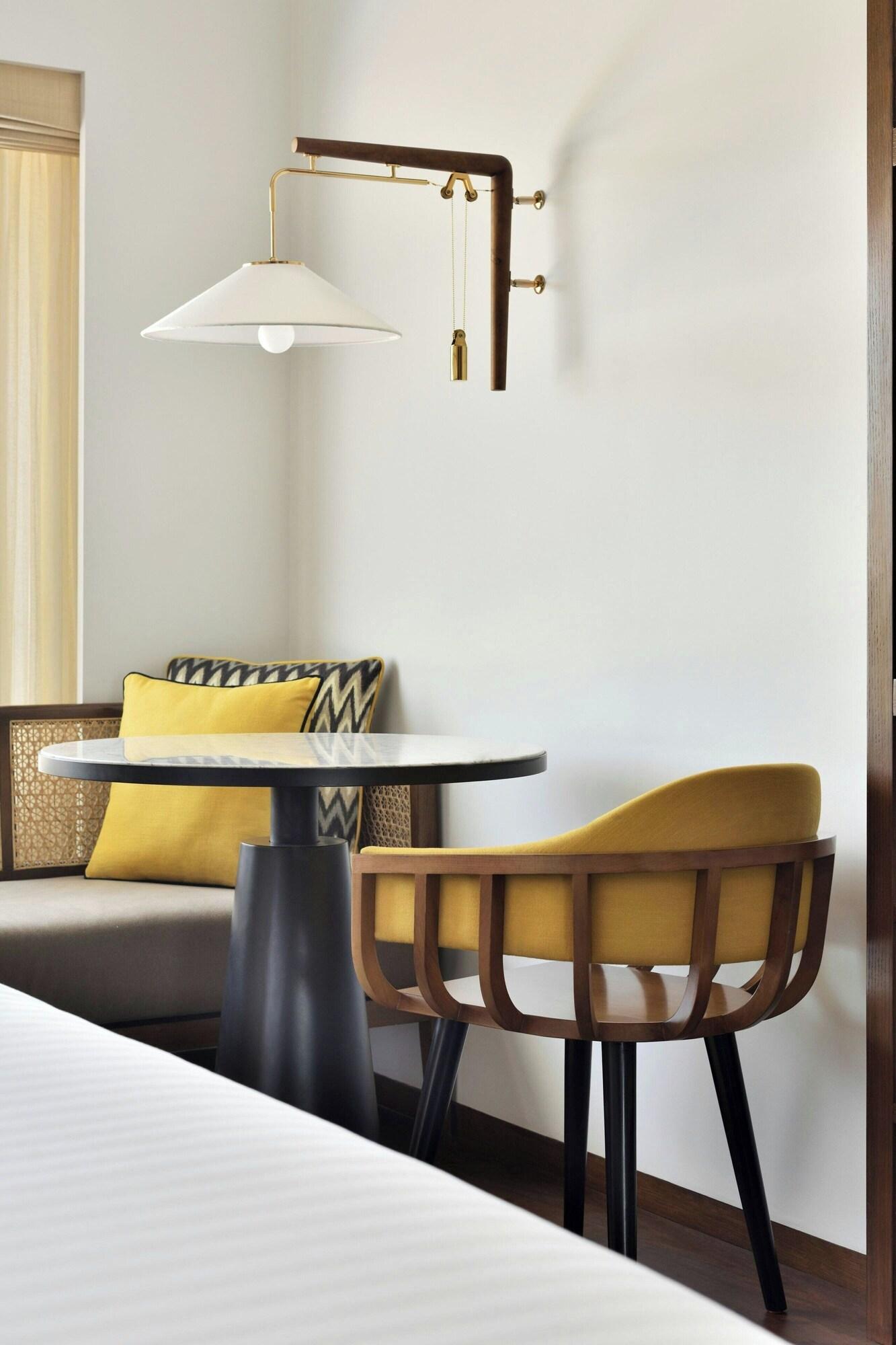 Double Executive King Bed