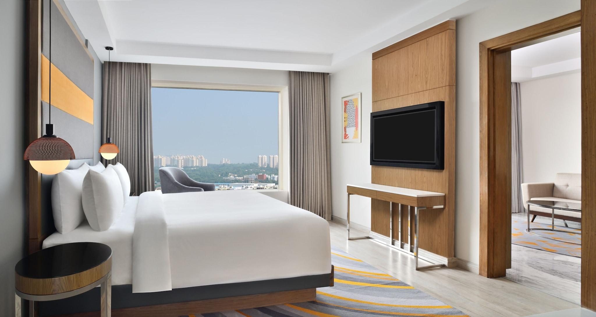 Double Deluxe King Bed