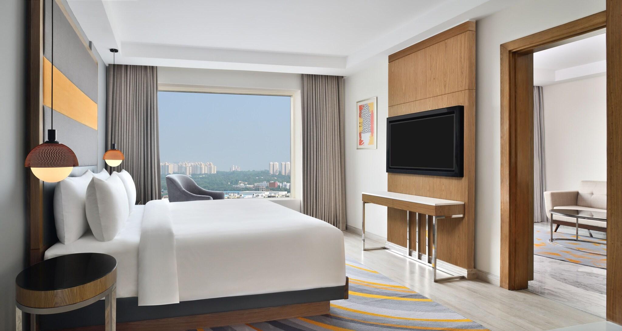 Double Deluxe King Bed