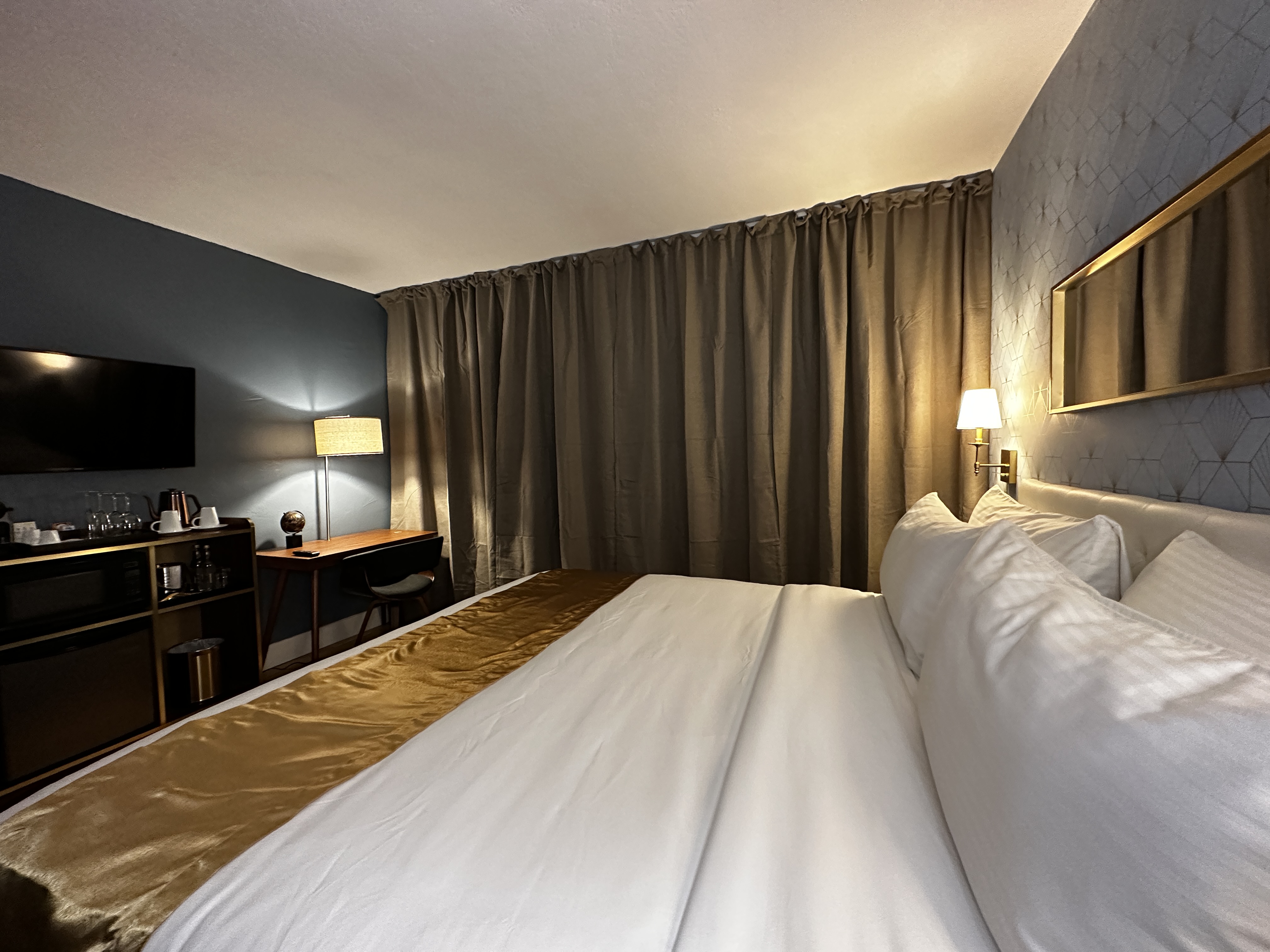 Double Superior King Bed