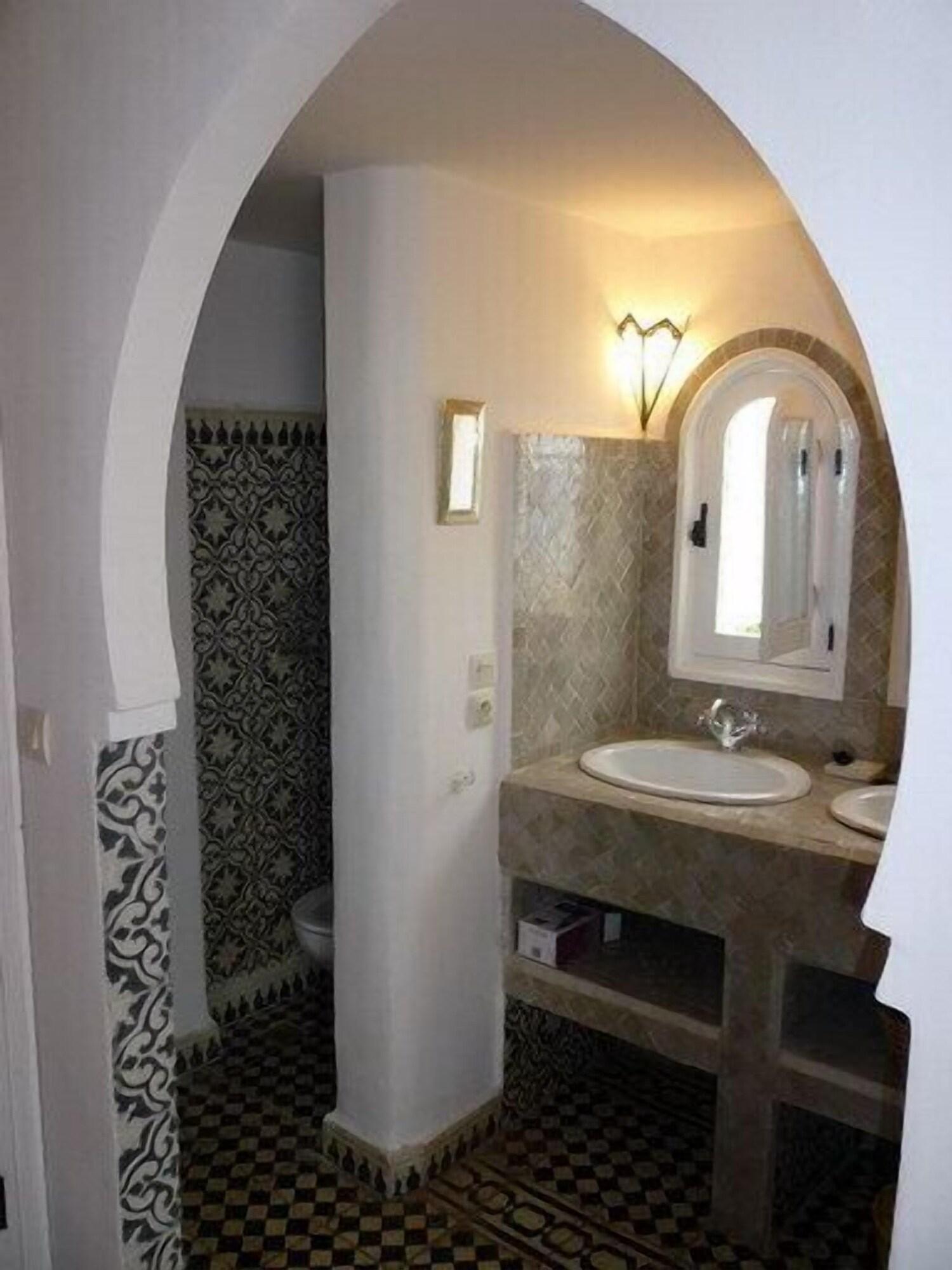 Double Superior Queen Bed