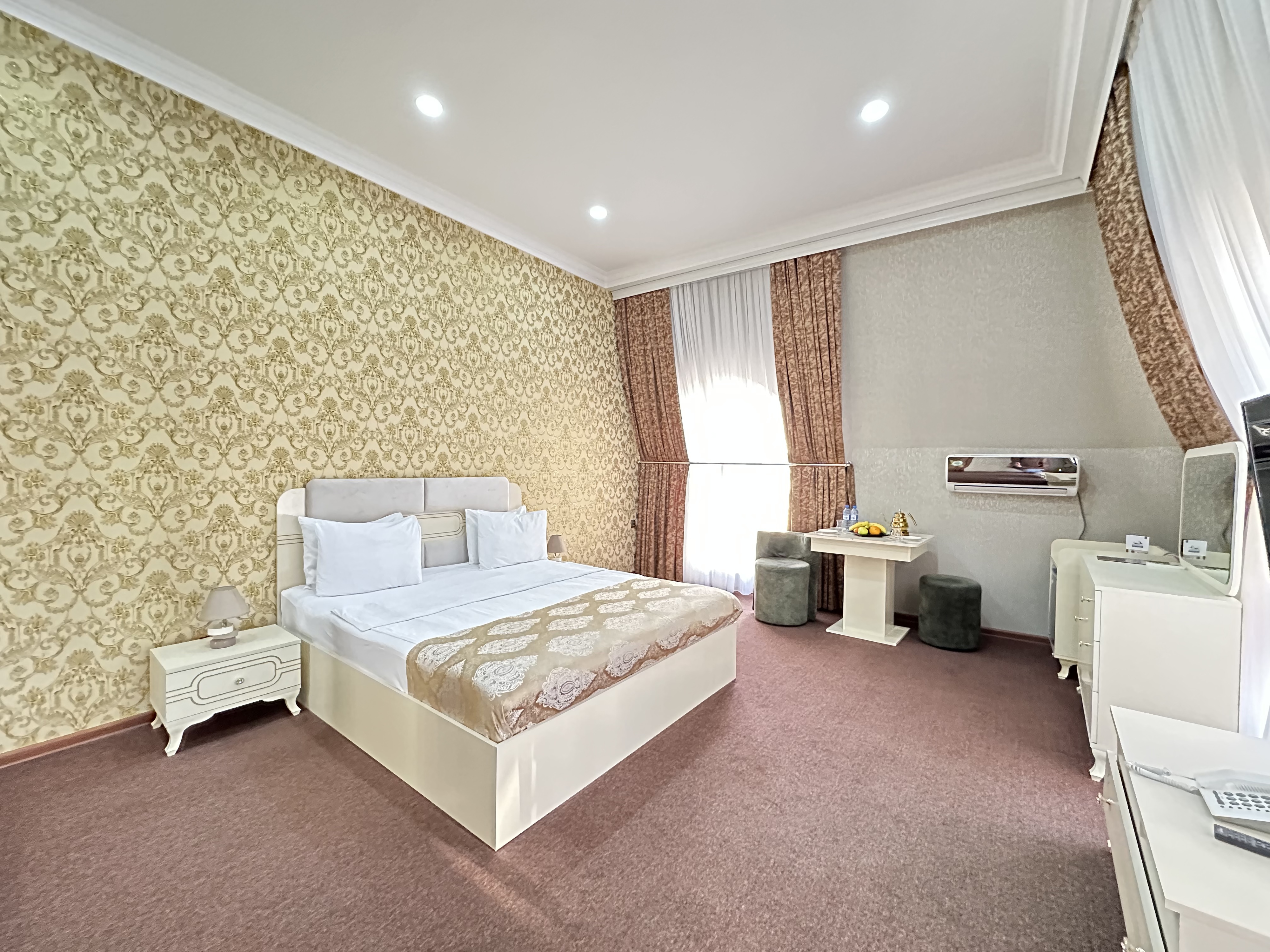 Double or Twin Standard