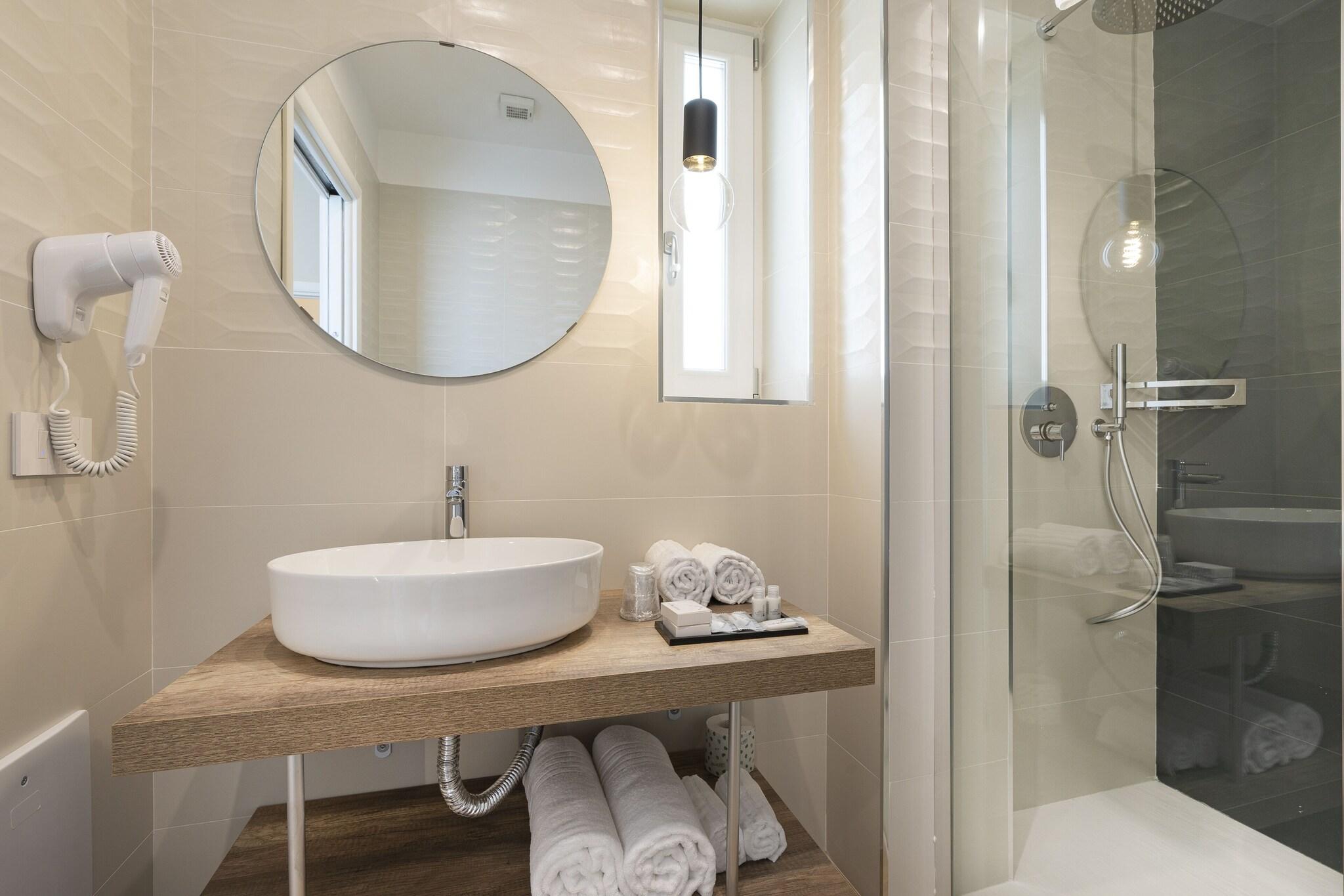 Twin Deluxe Two Beds