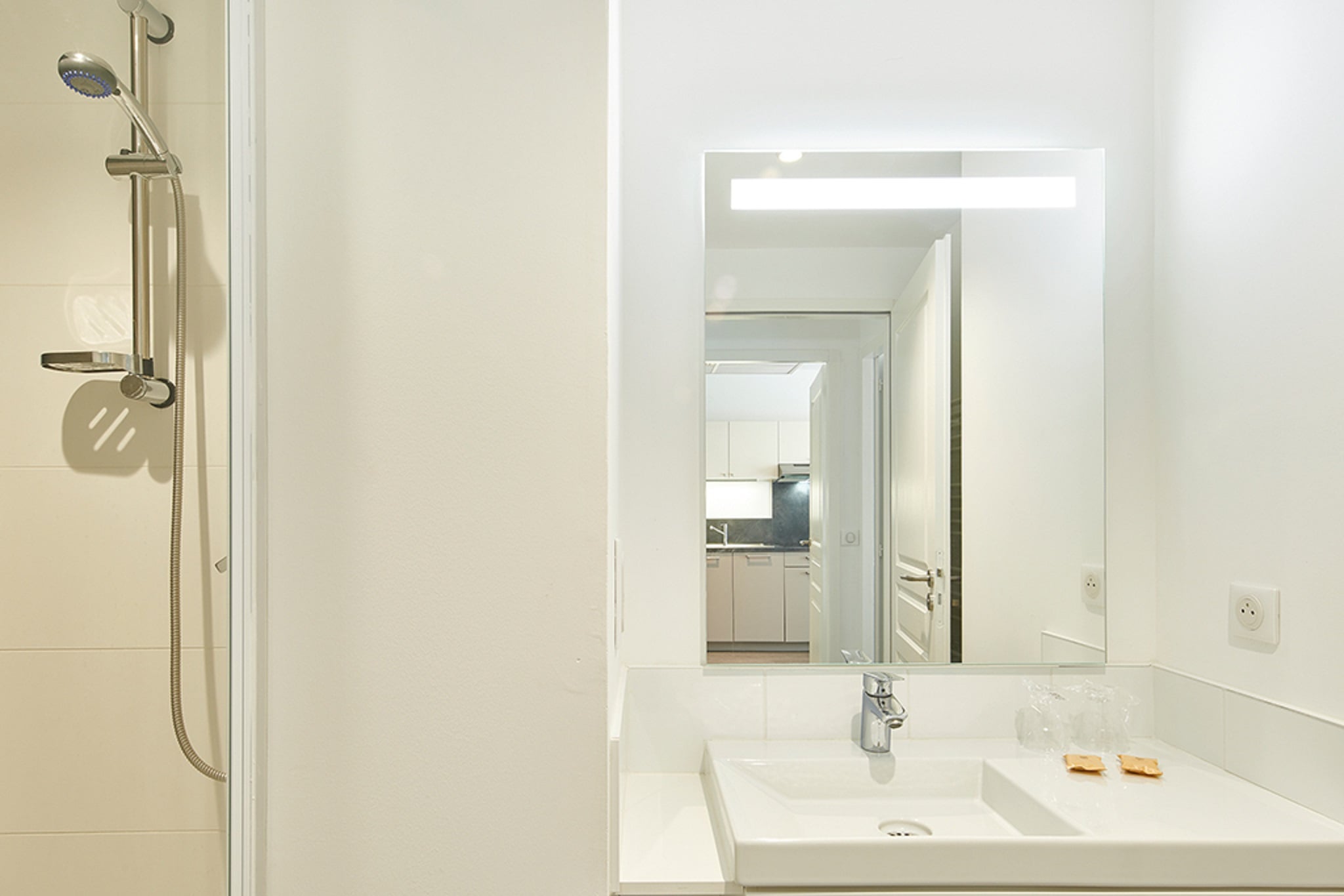 Apartment Capacity 4