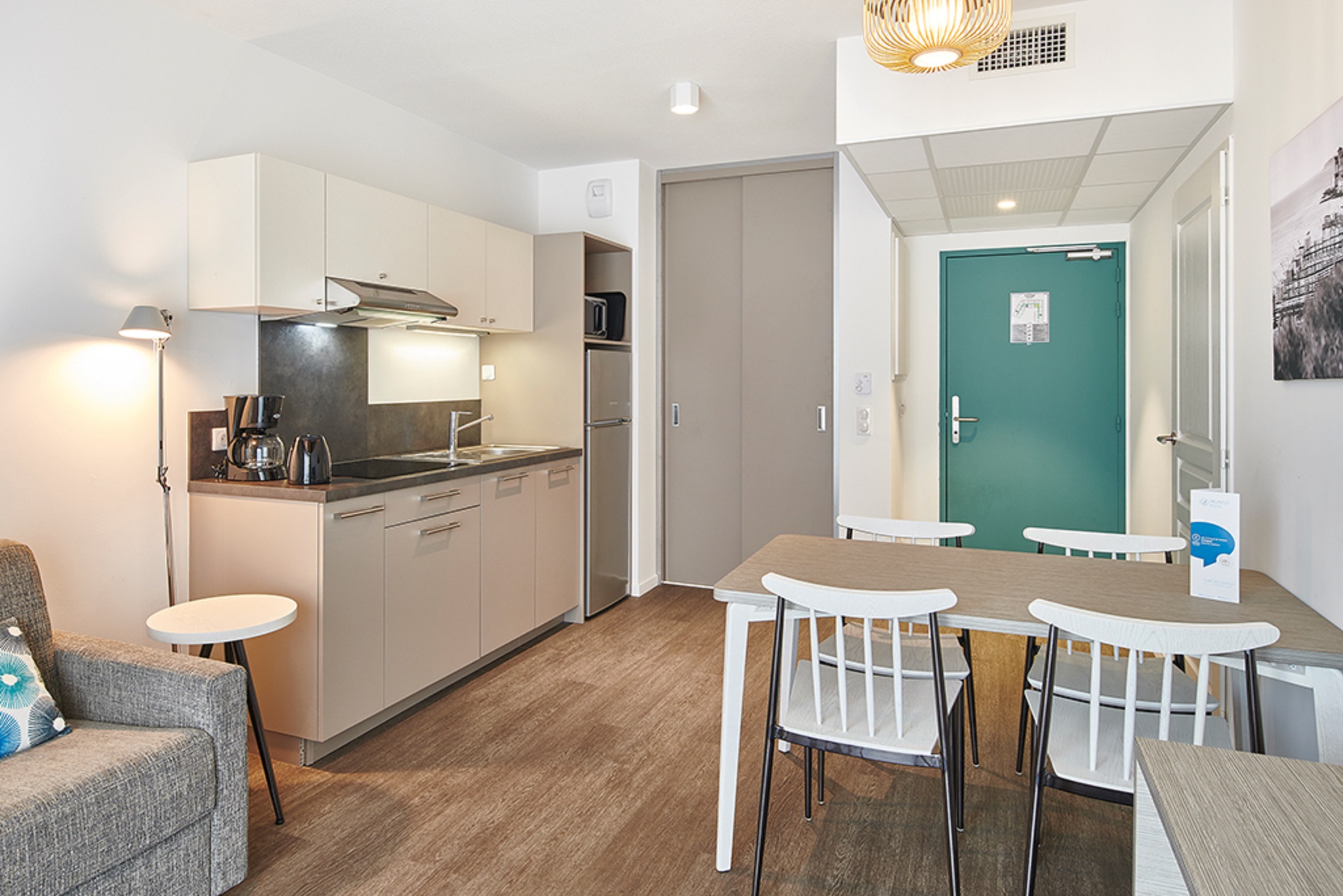 Apartment Capacity 4