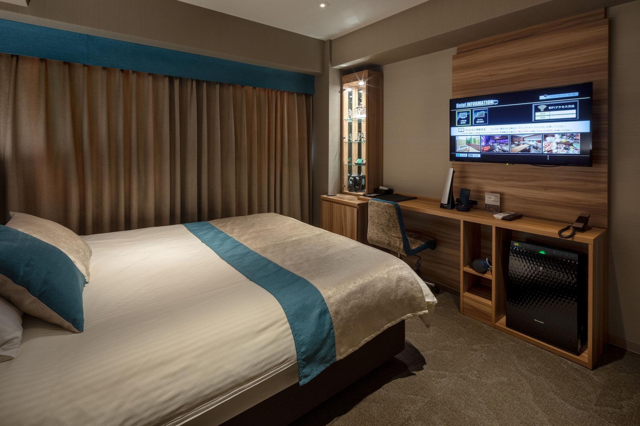 Double Queen Size Bed