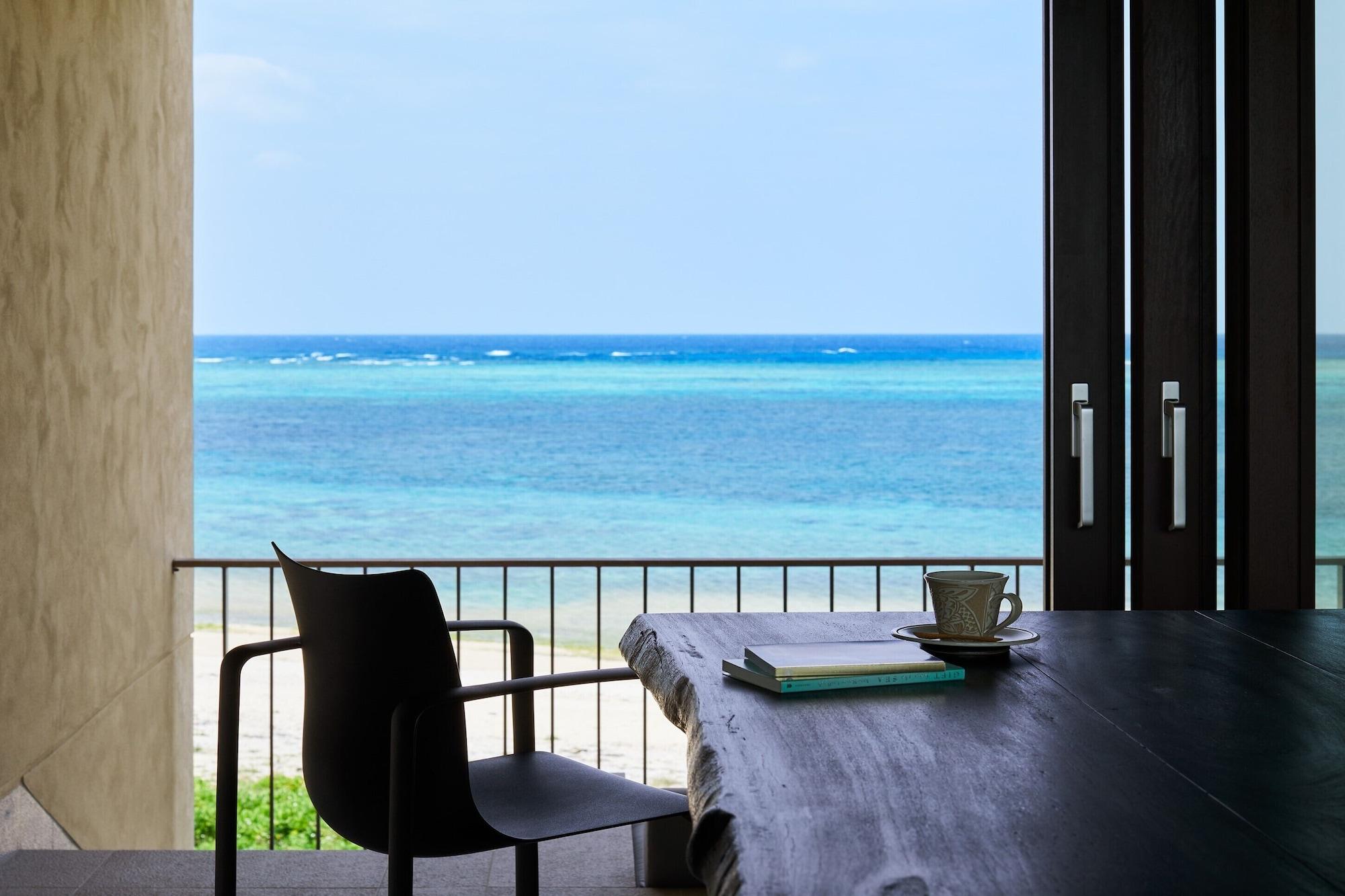 Double Ocean Front King Bed