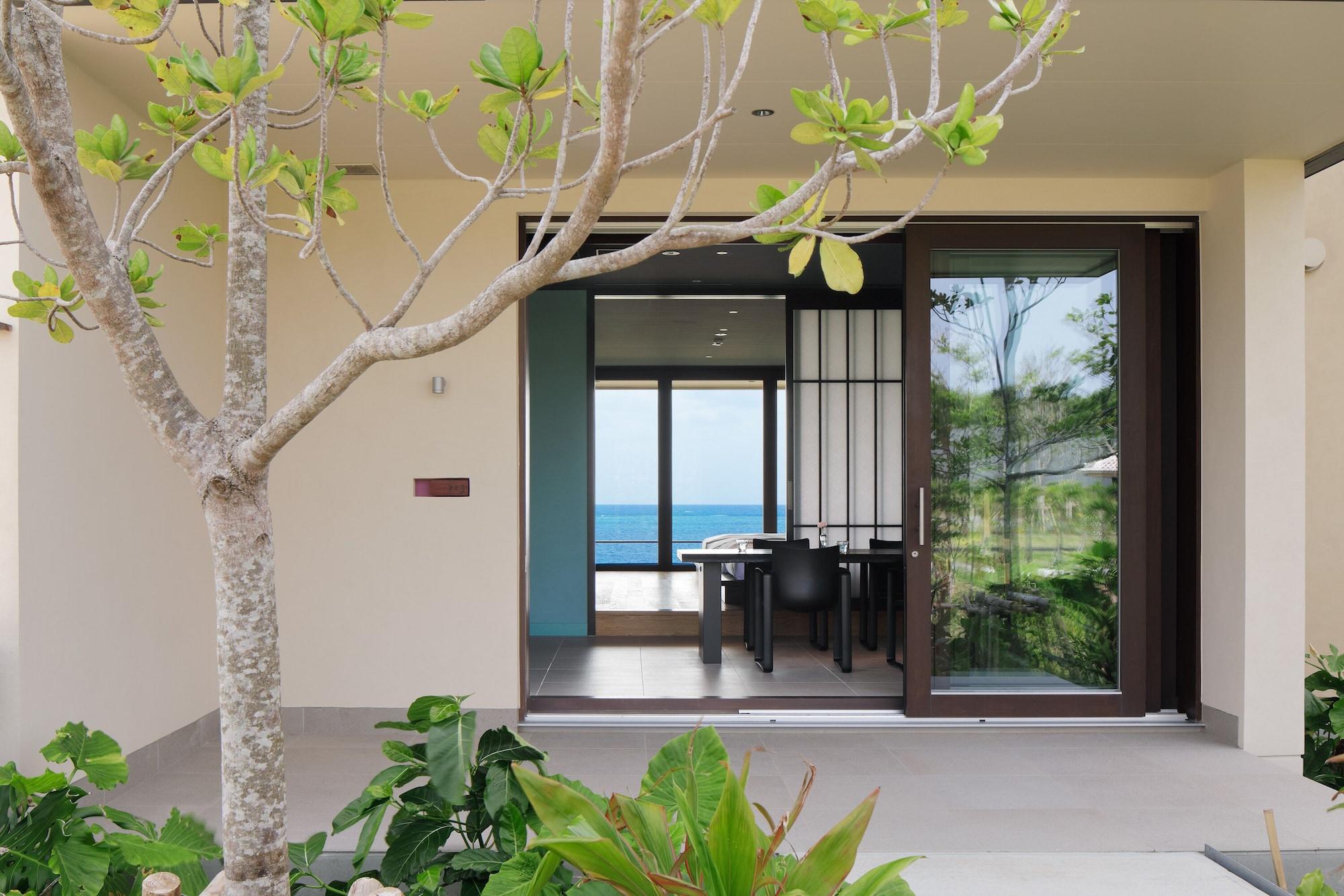 Suite Ocean Front with Balcony