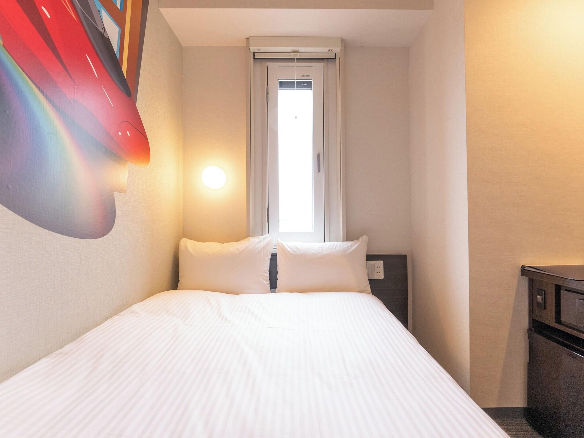 Double Semidouble with Views