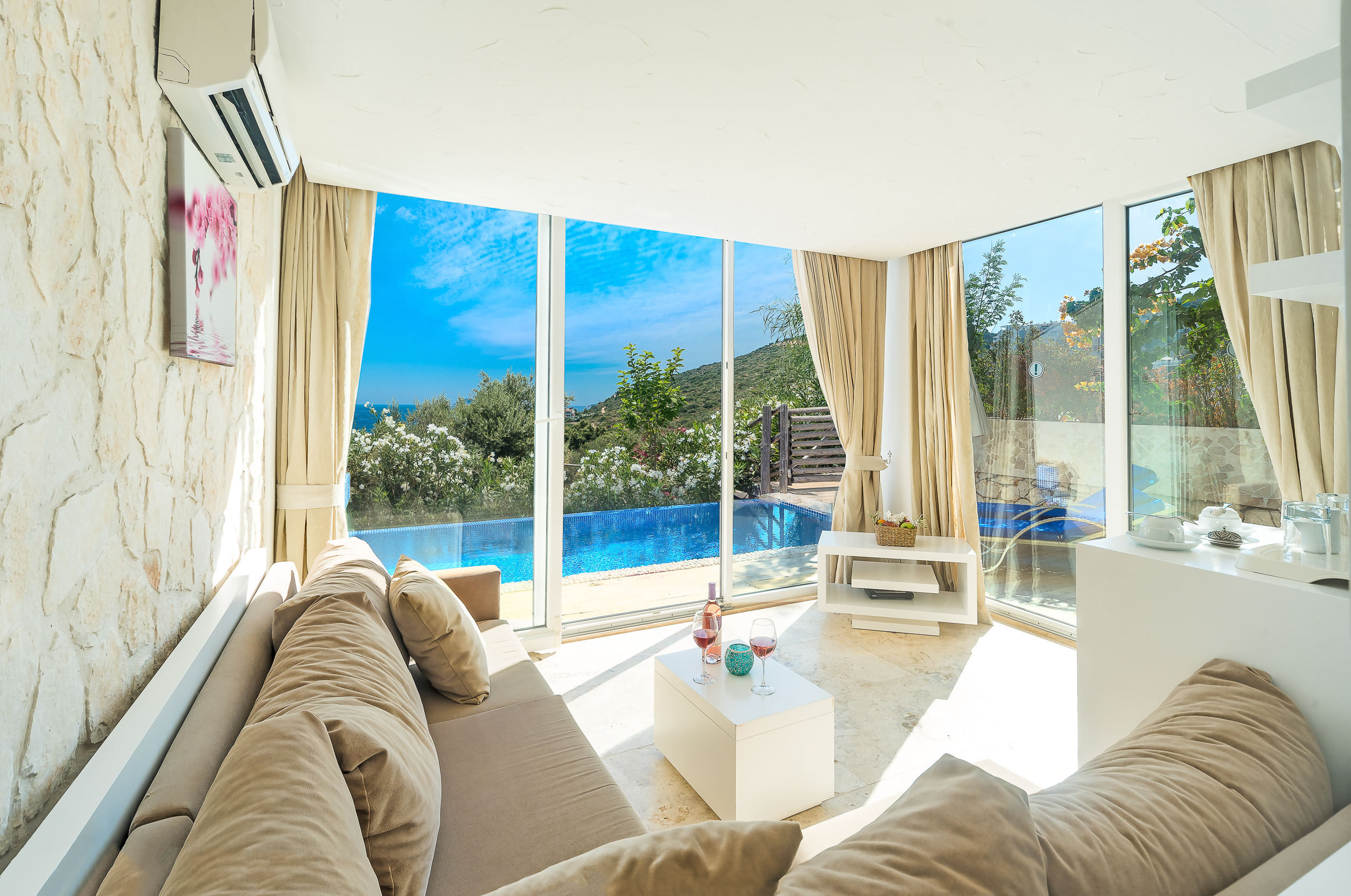 Suite with Private Pool