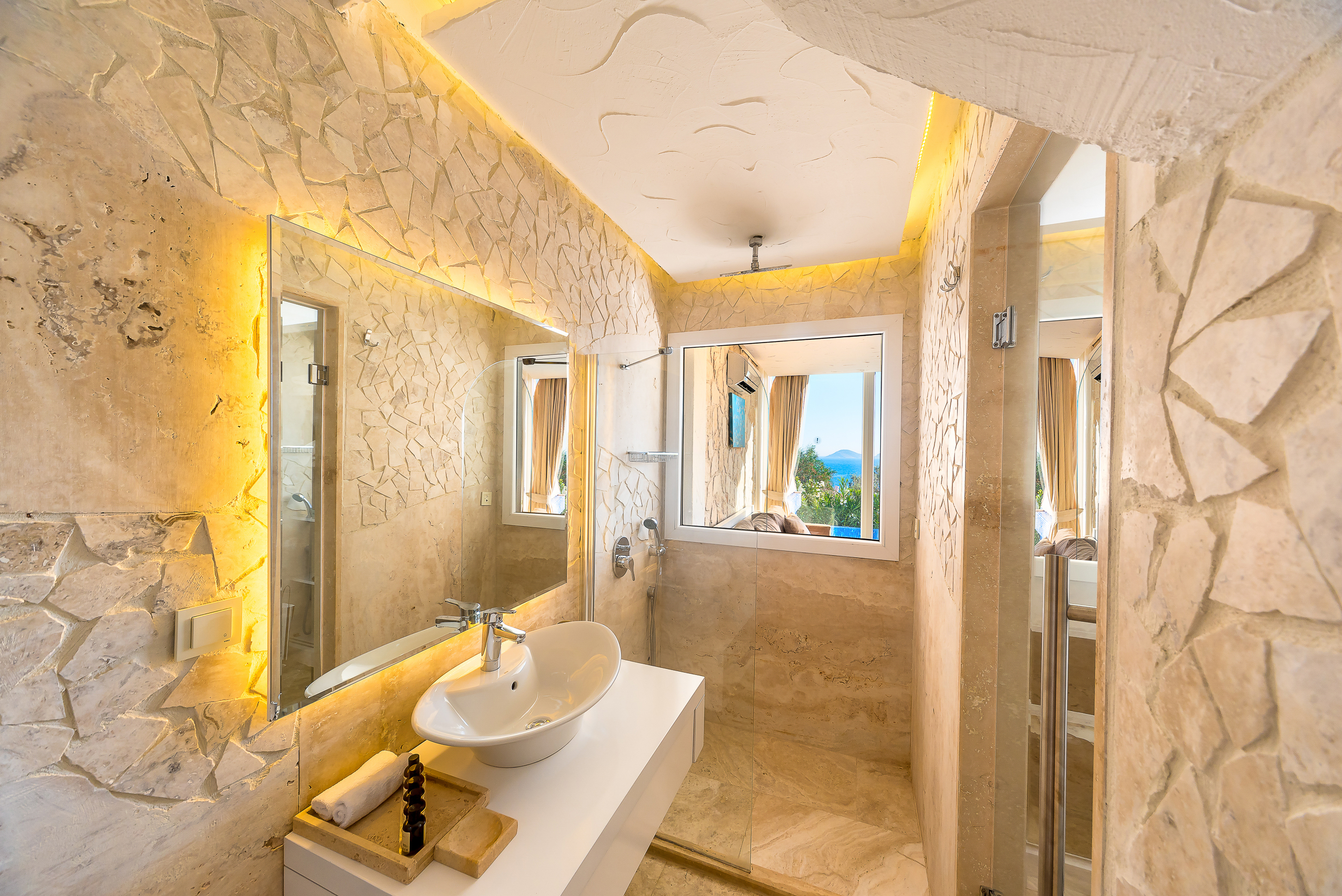 Suite with Private Pool