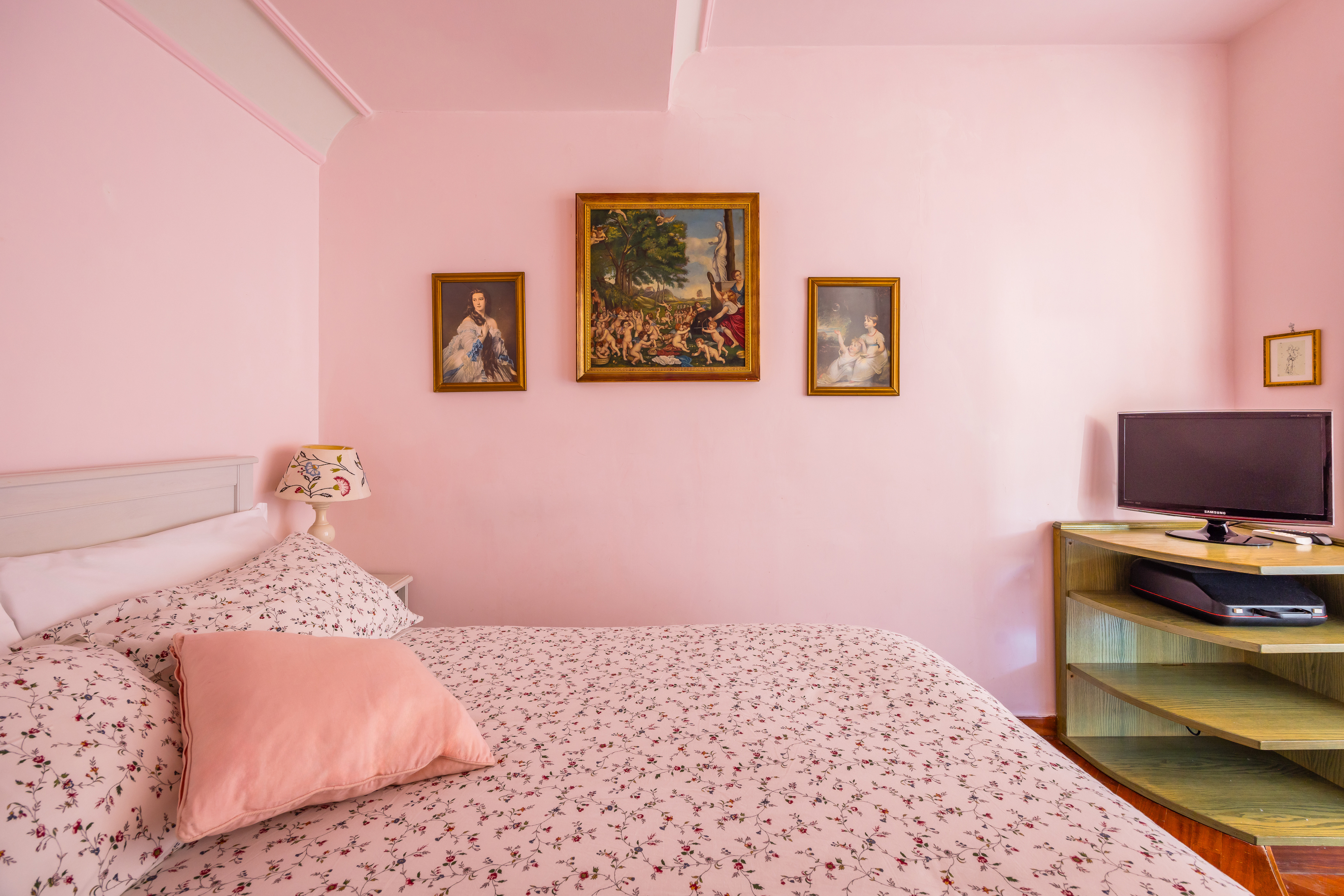 Family Room Deluxe City View